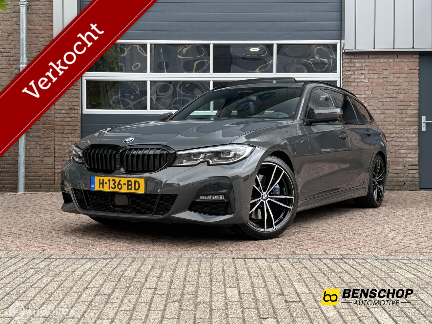BMW 330i 330i M Sport Panodak Leer Navi HUD Harman Kardon NL Auto 2020 - voorkant