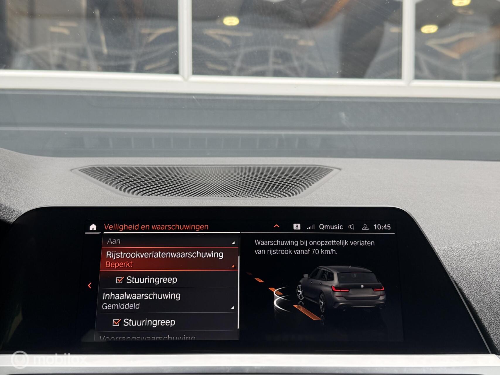 Foto van BMW 330i