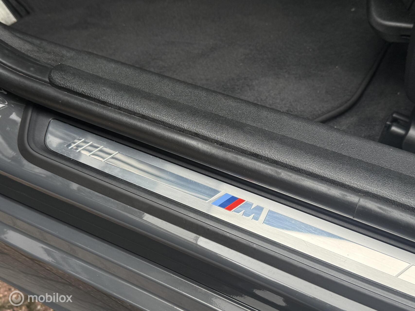 Foto van BMW 330i