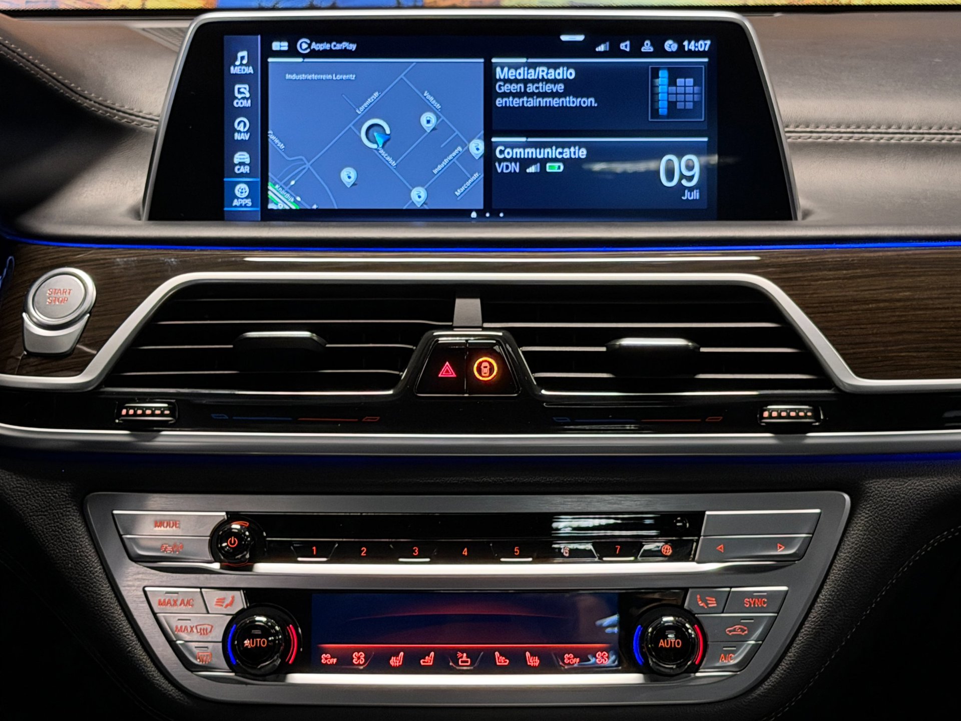 Foto van BMW 745e