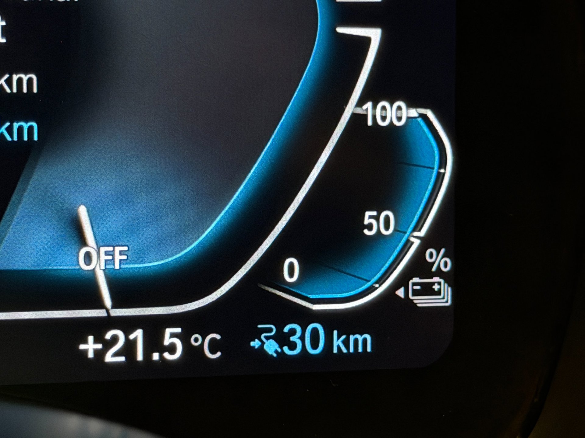 Foto van BMW 745e