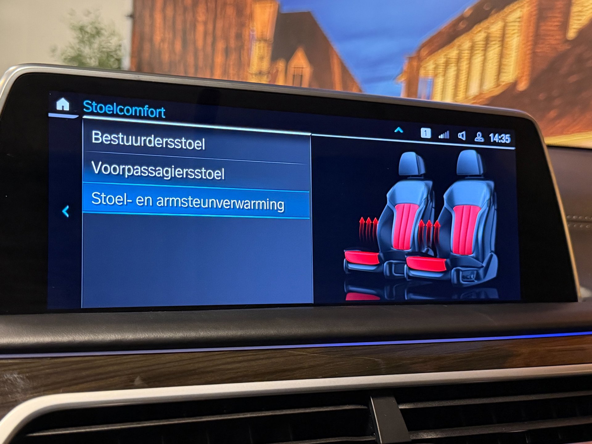 Foto van BMW 745e