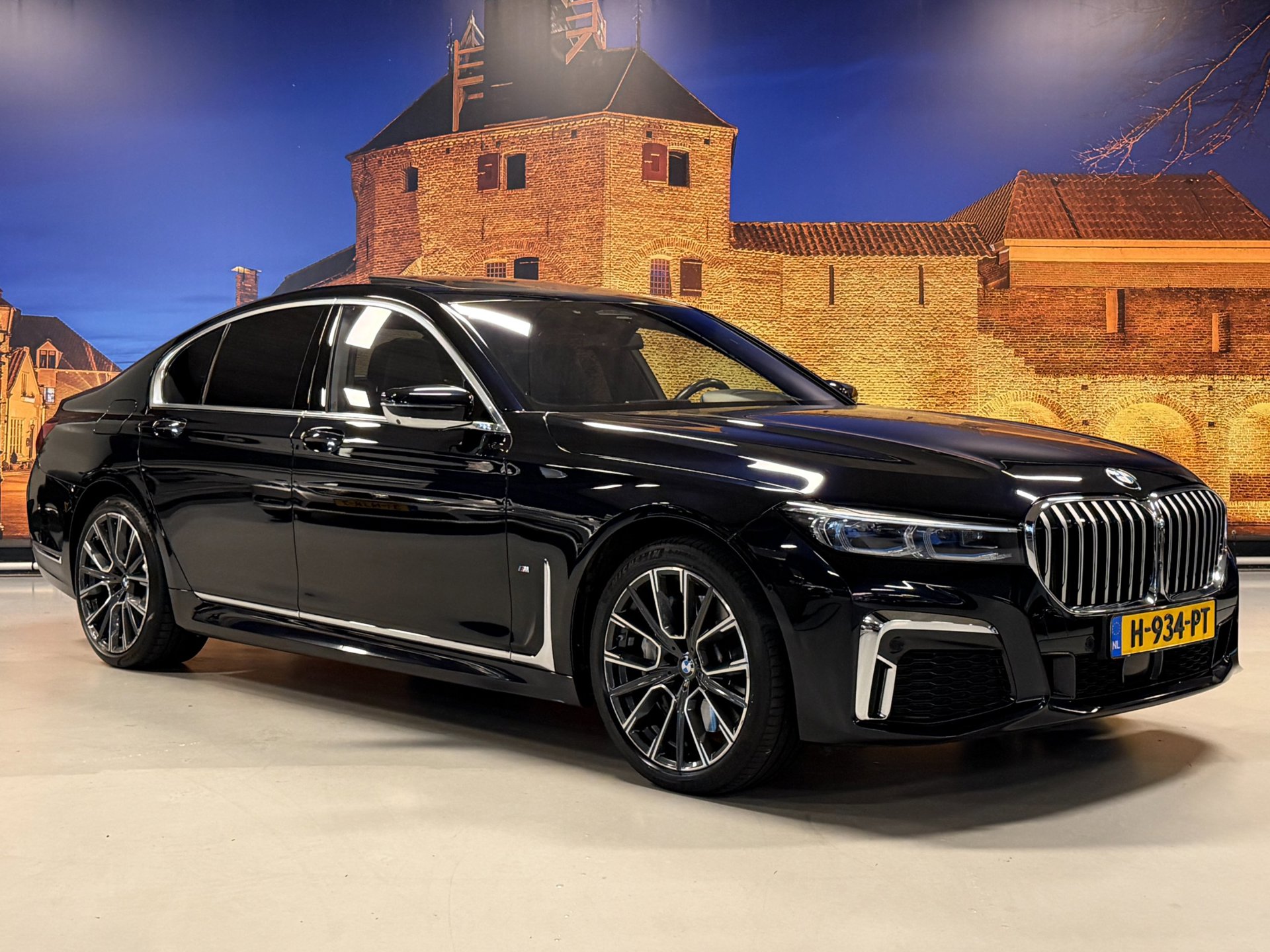Foto van BMW 745e