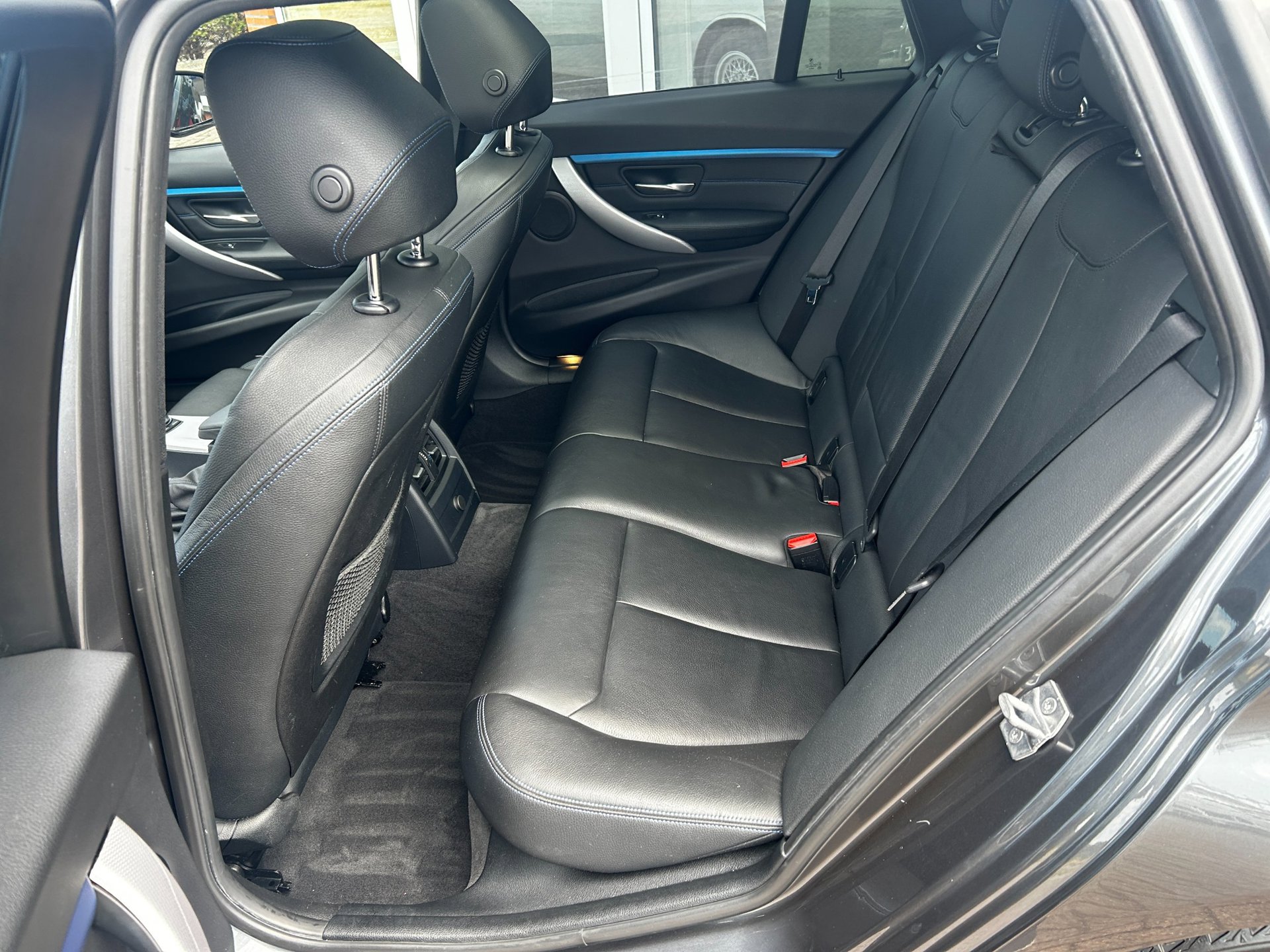 Foto van BMW 330i