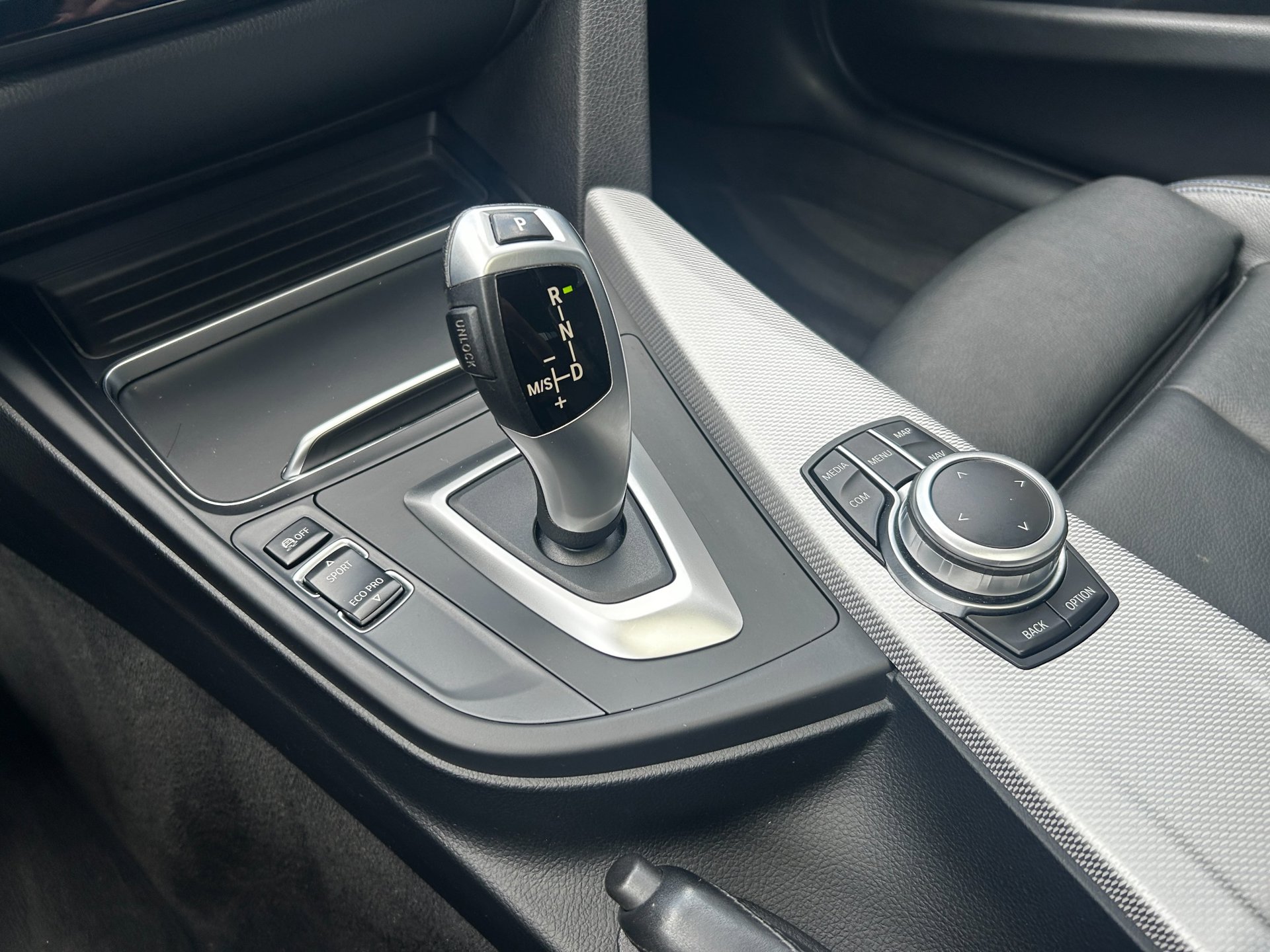 Foto van BMW 330i