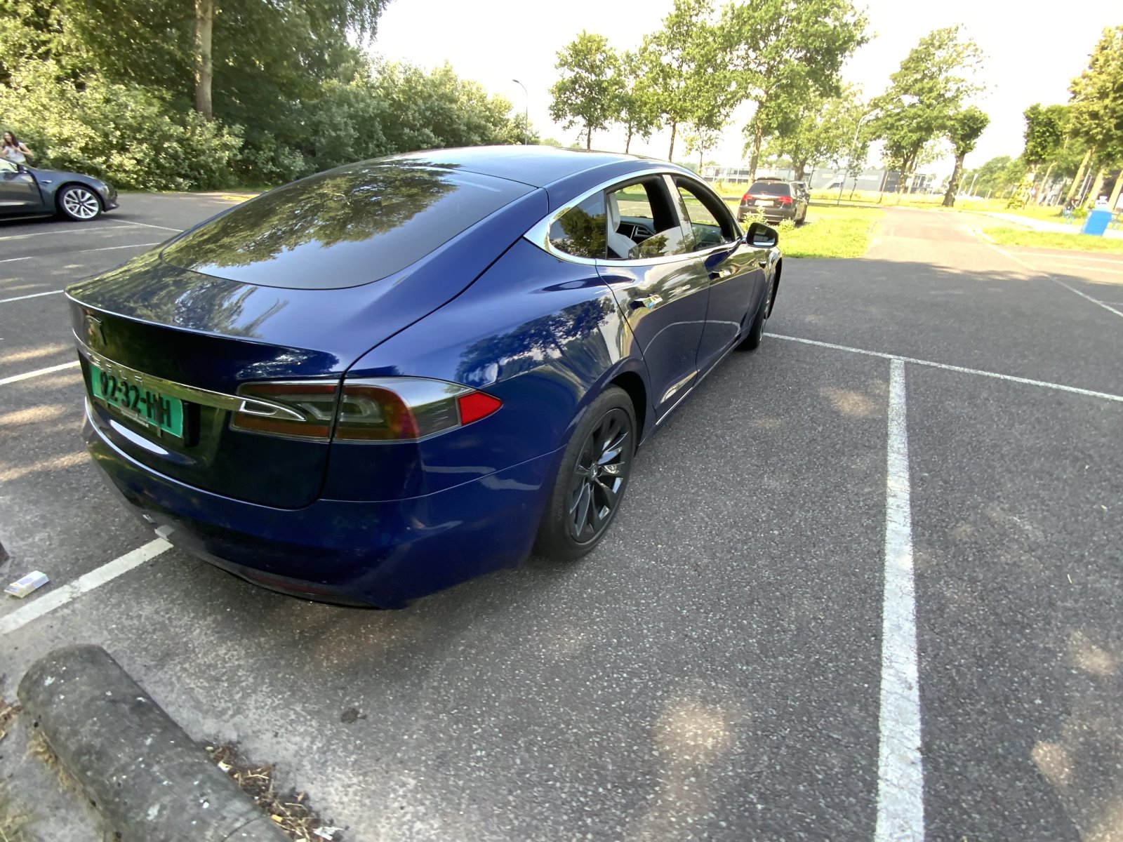 Inspectiefoto van Tesla Model S