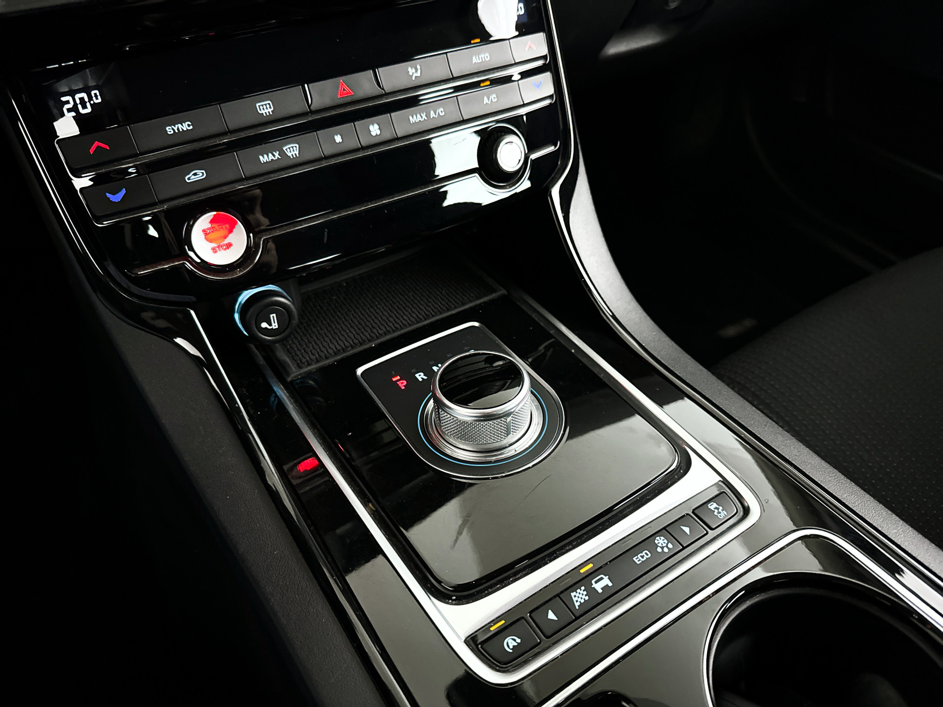 Foto van Jaguar Jaguar Xe