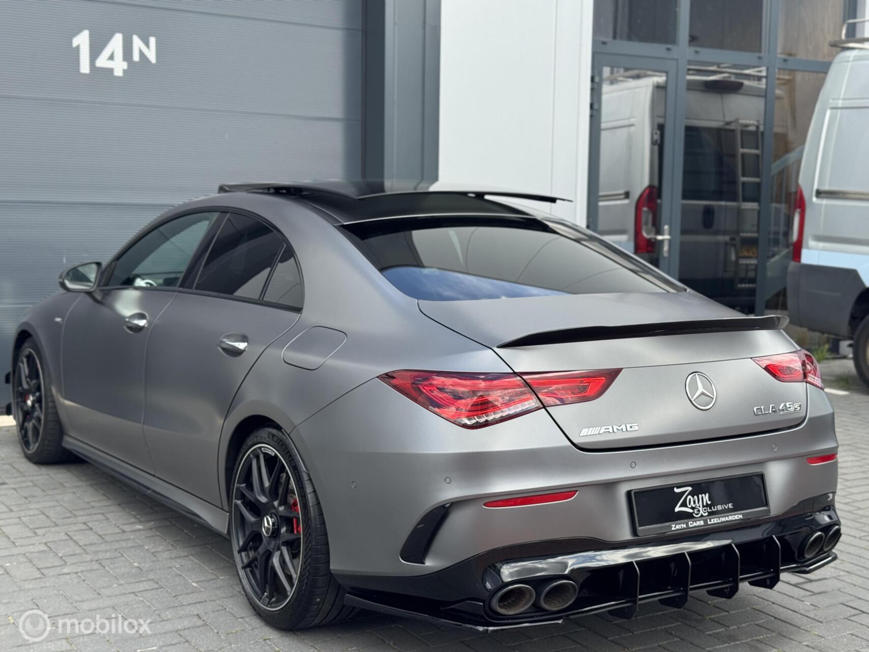 Foto van Mercedes-Benz AMG Cla 45 S