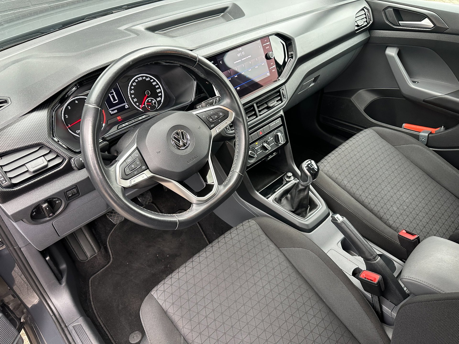 Foto van Volkswagen T-cross