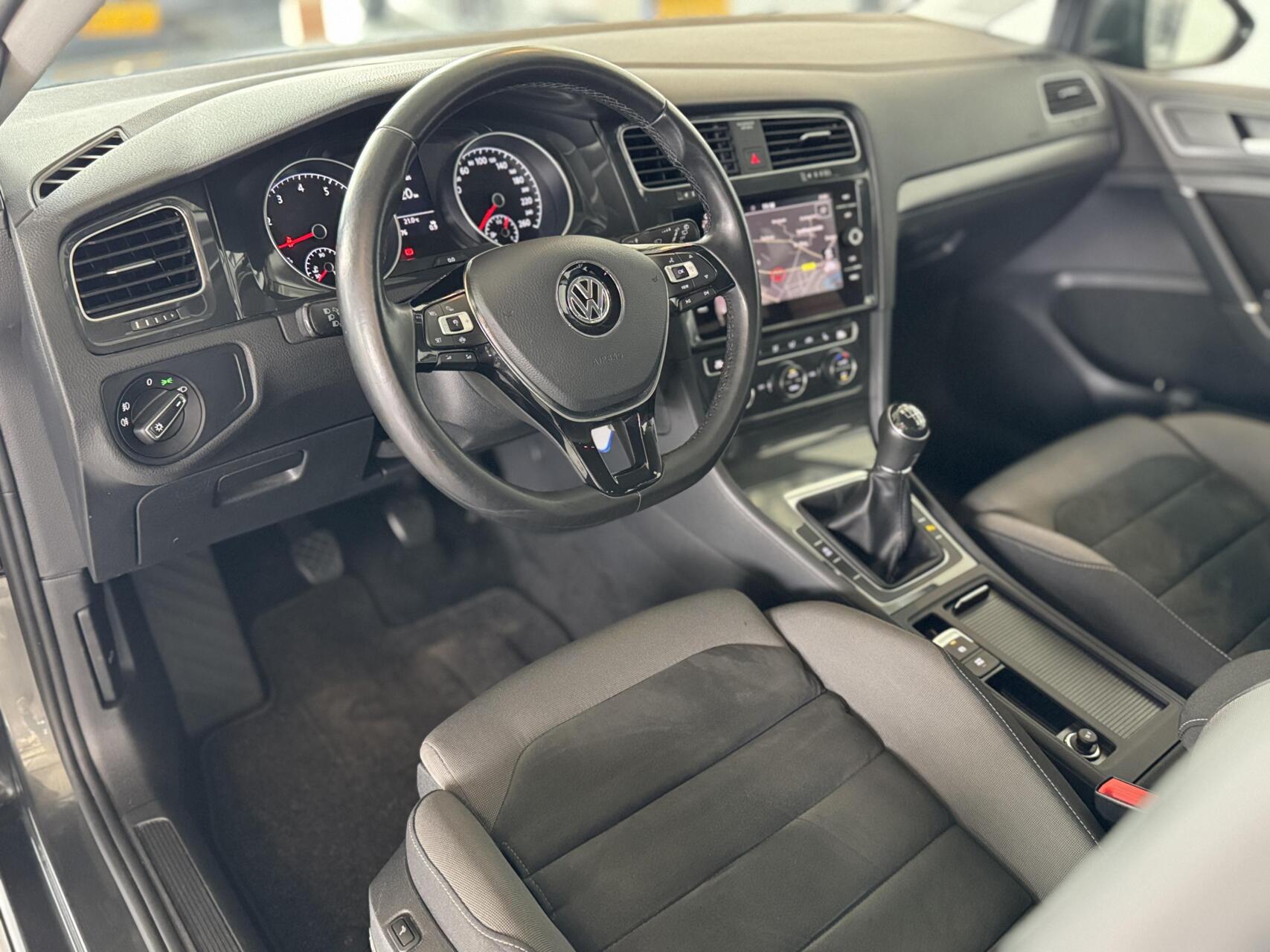 Foto van Volkswagen Golf Variant