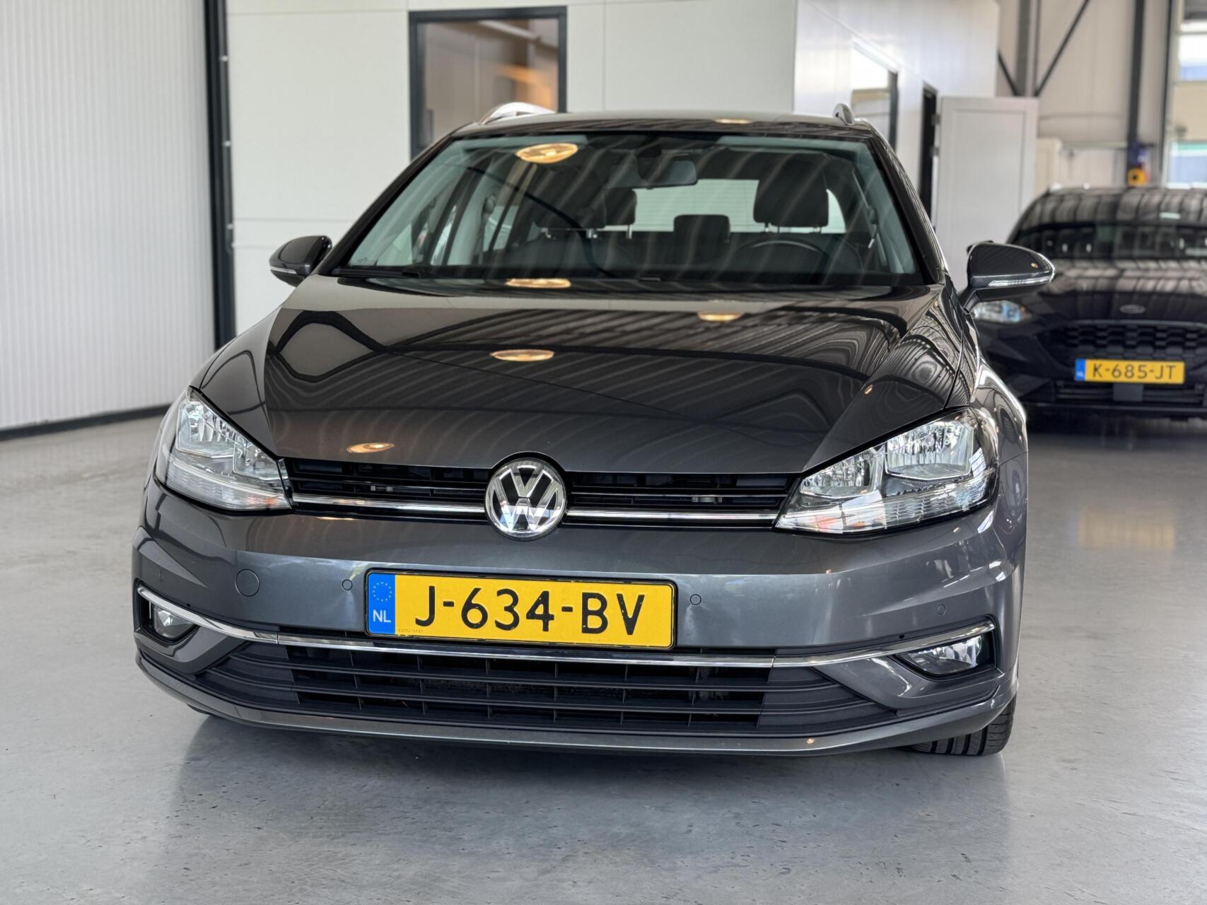 Foto van Volkswagen Golf Variant