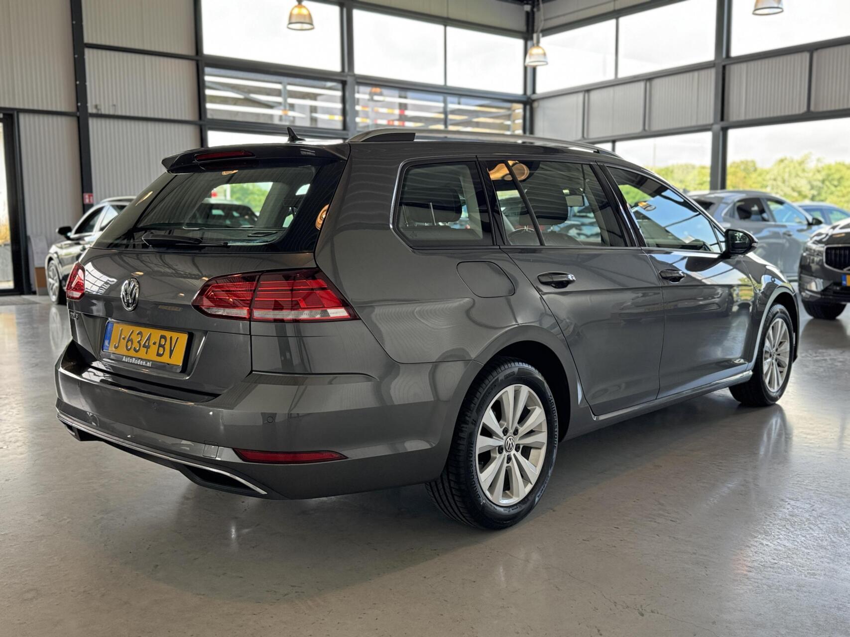 Foto van Volkswagen Golf Variant
