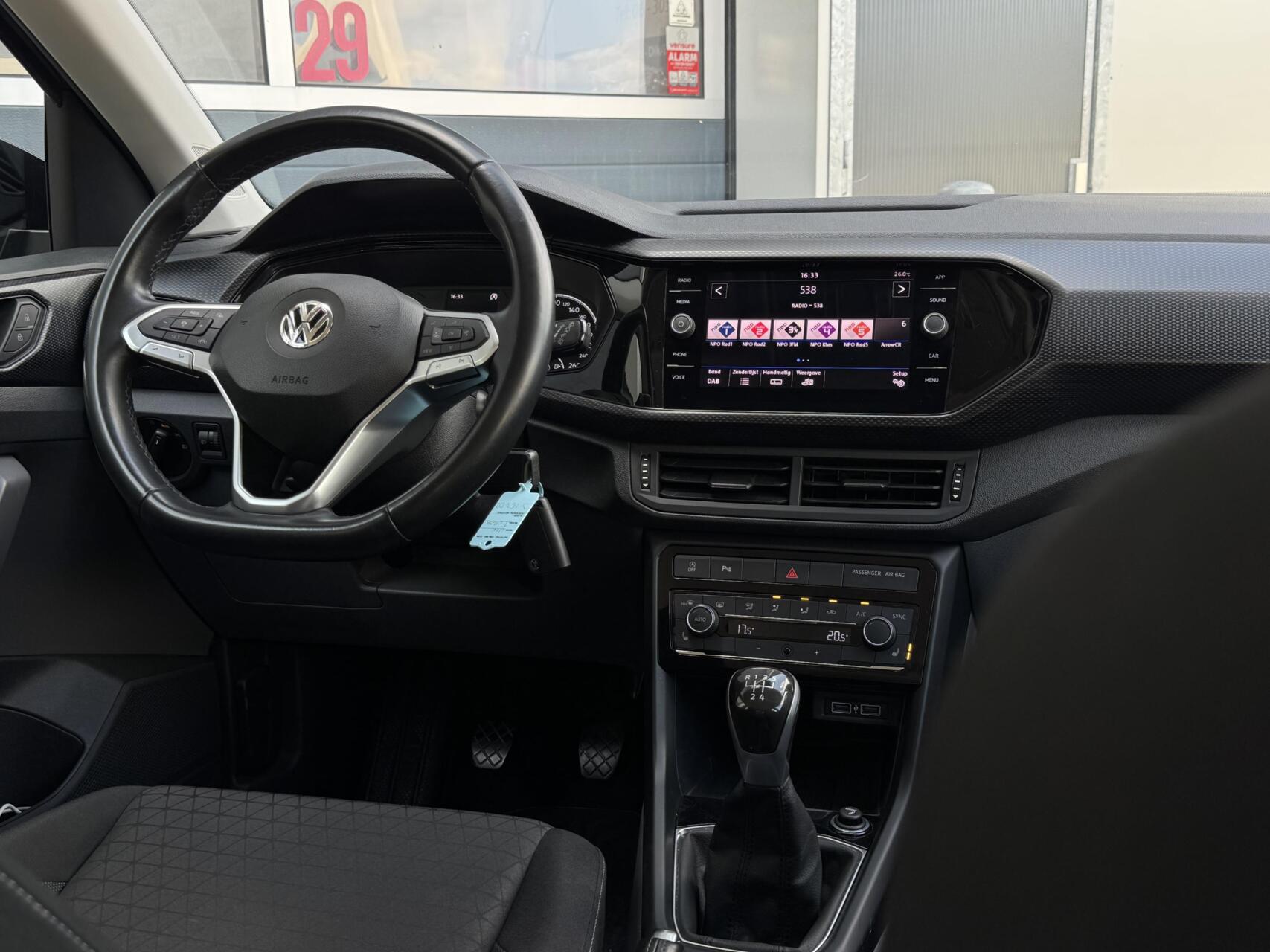 Foto van Volkswagen T-cross