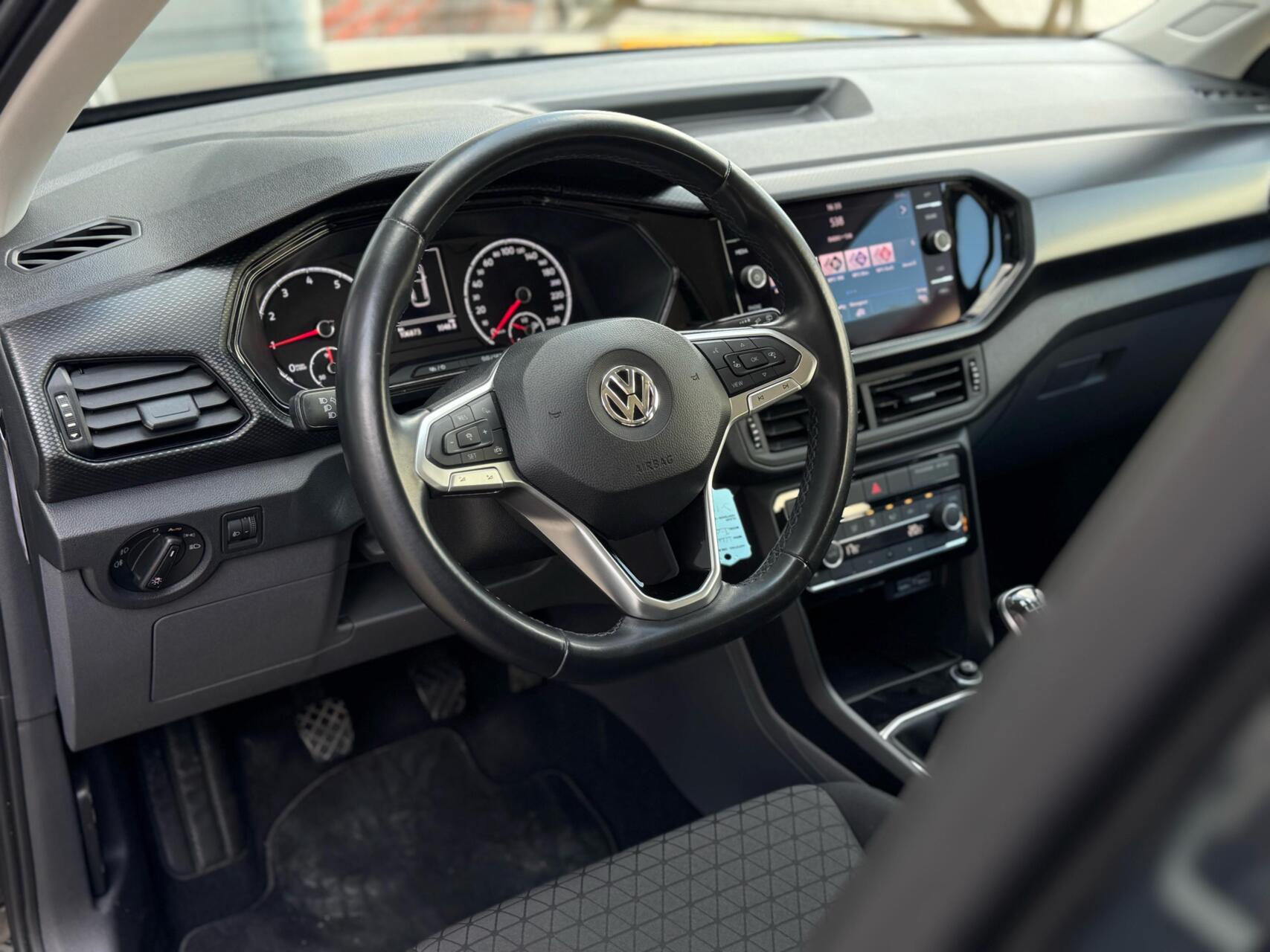 Foto van Volkswagen T-cross