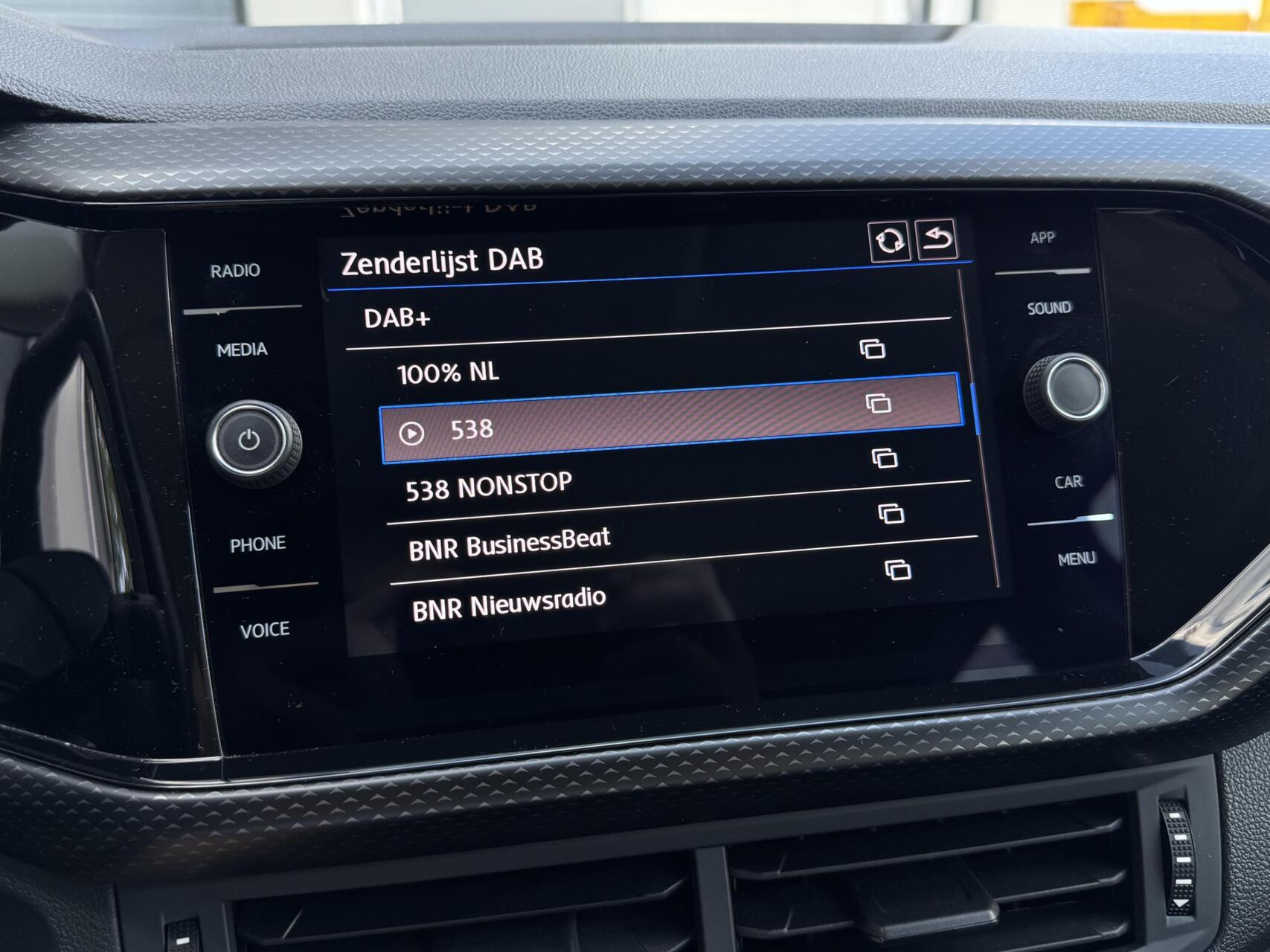 Foto van Volkswagen T-cross