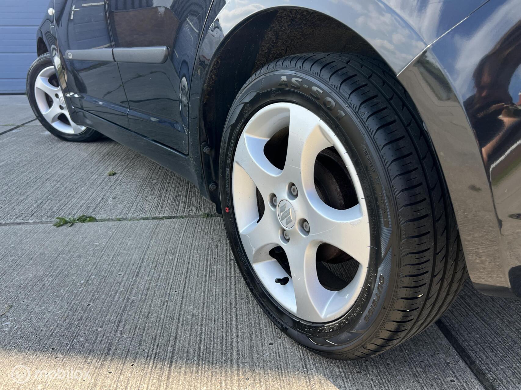 Foto van Suzuki Swift
