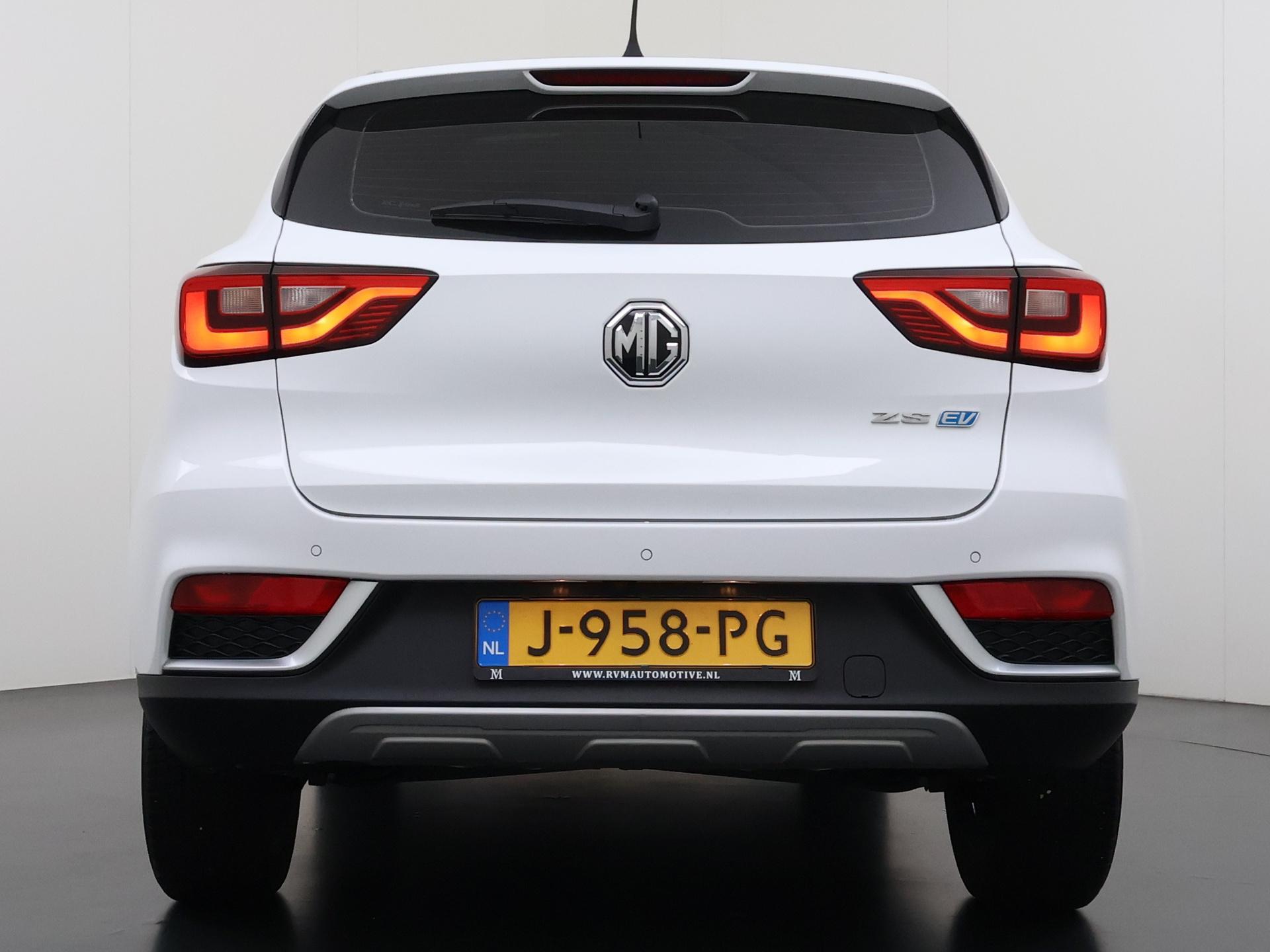 Foto van MG MG ZS Ev