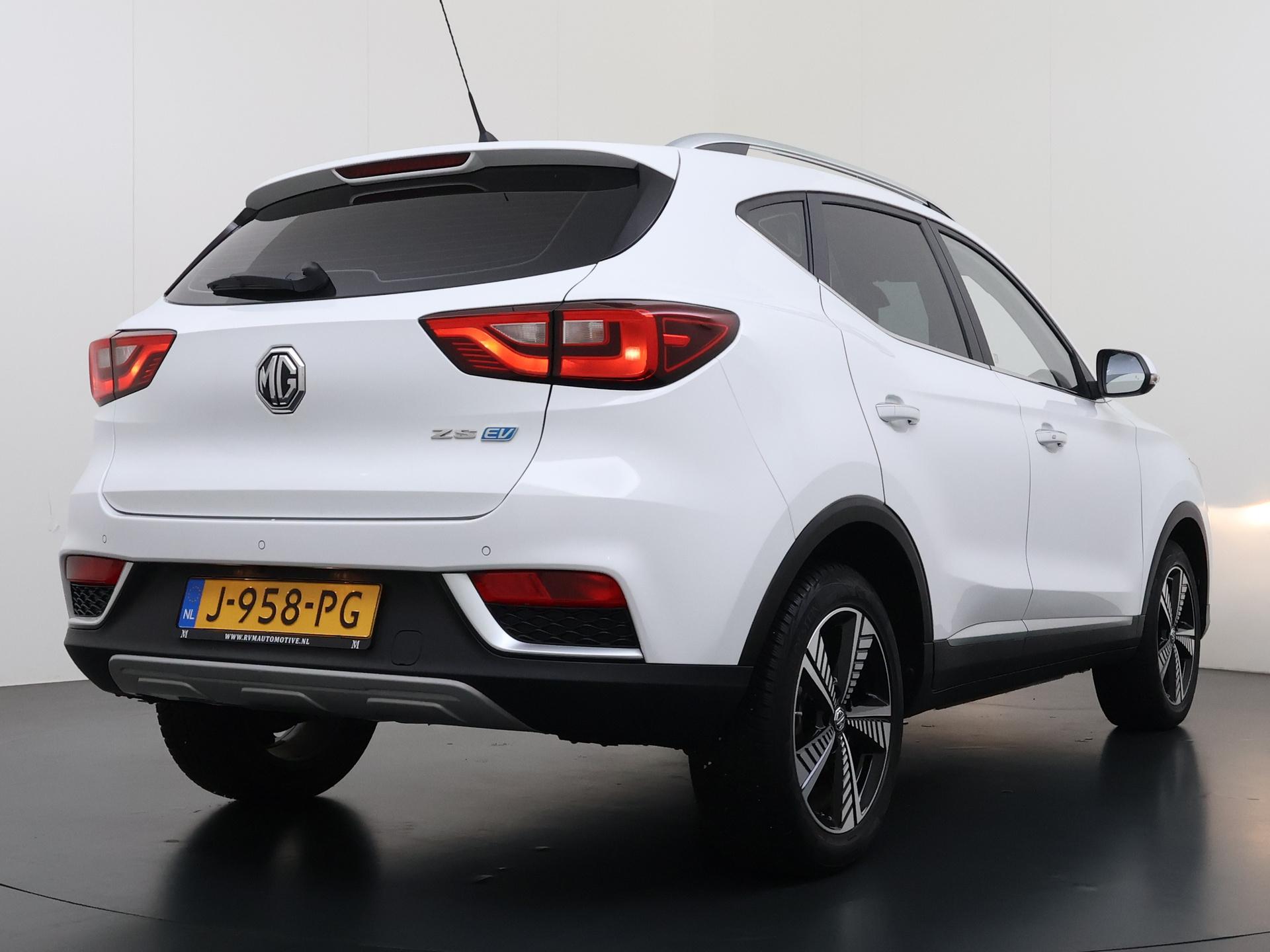 Foto van MG MG ZS Ev
