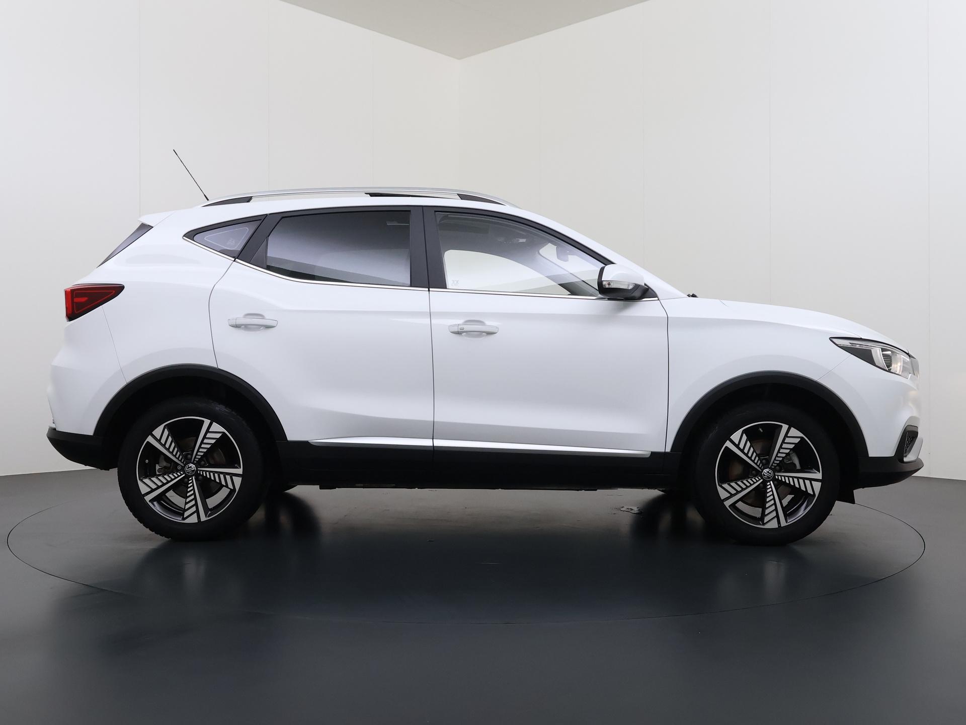 Foto van MG MG ZS Ev