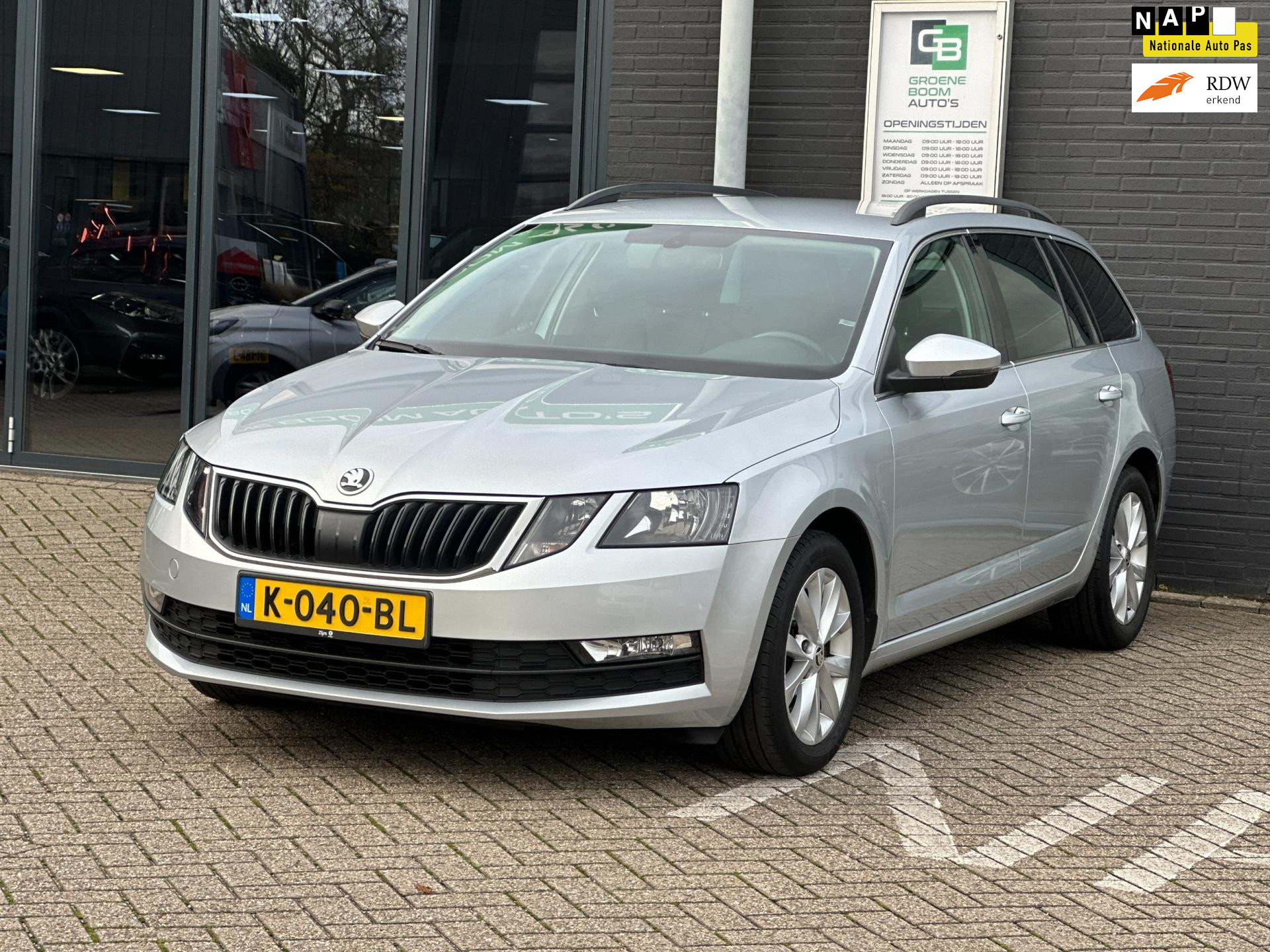 Skoda Octavia 1.0 TSI Greentech Business Edition/1STE EIG/CARPLAY/NL-AUTO NAP!! 2020 - voorkant