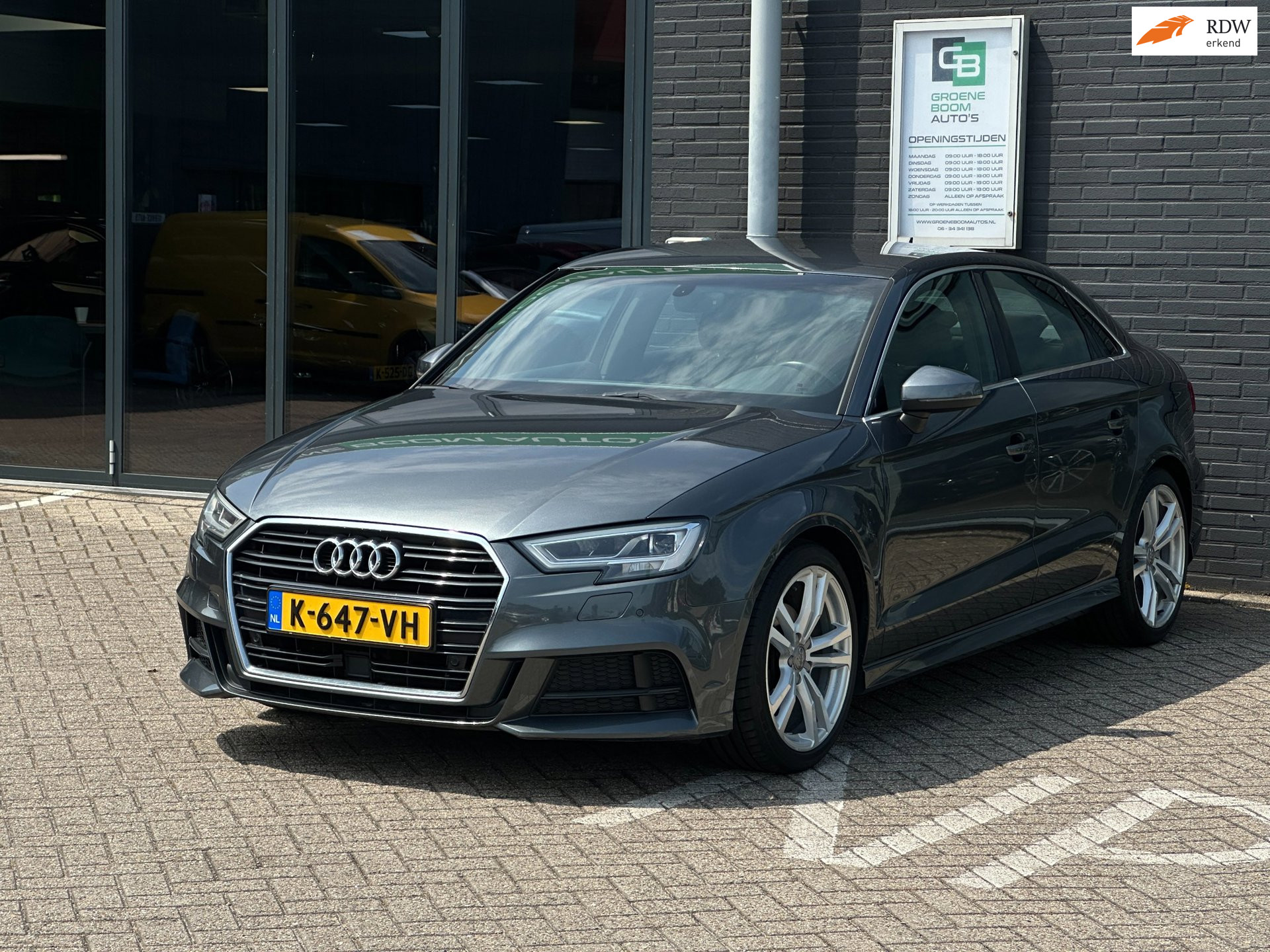 Audi A3 Limousine 1.4 TFSI CoD Sport S Line Edition/150 PK/NAVI/XENON/AUTOMAAT!! 2017 - voorkant
