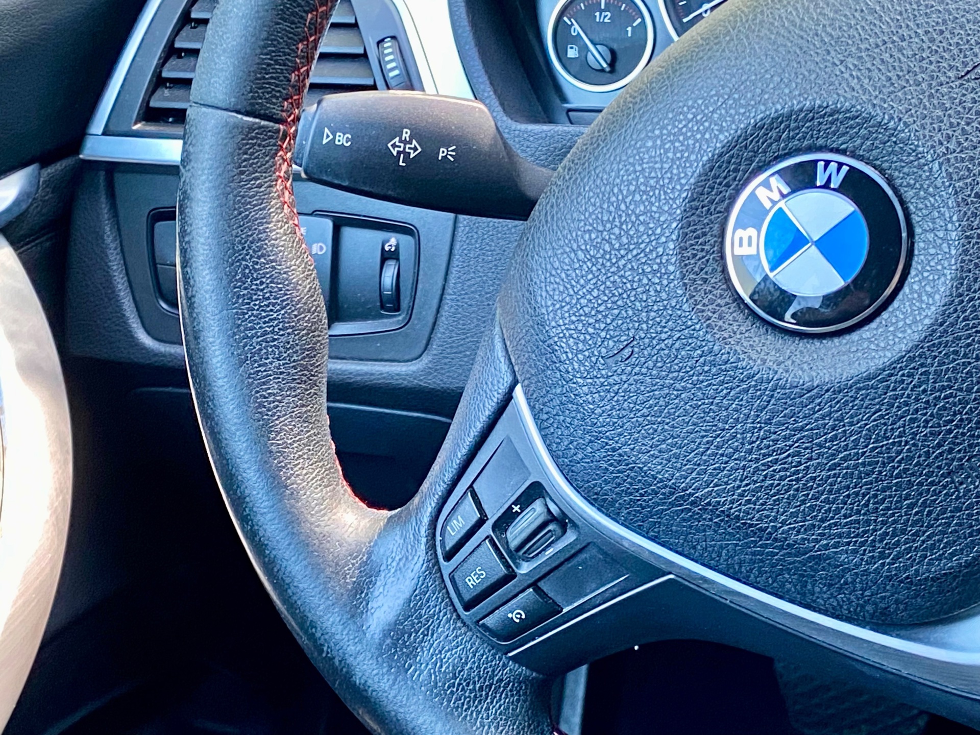 Foto van BMW 320i
