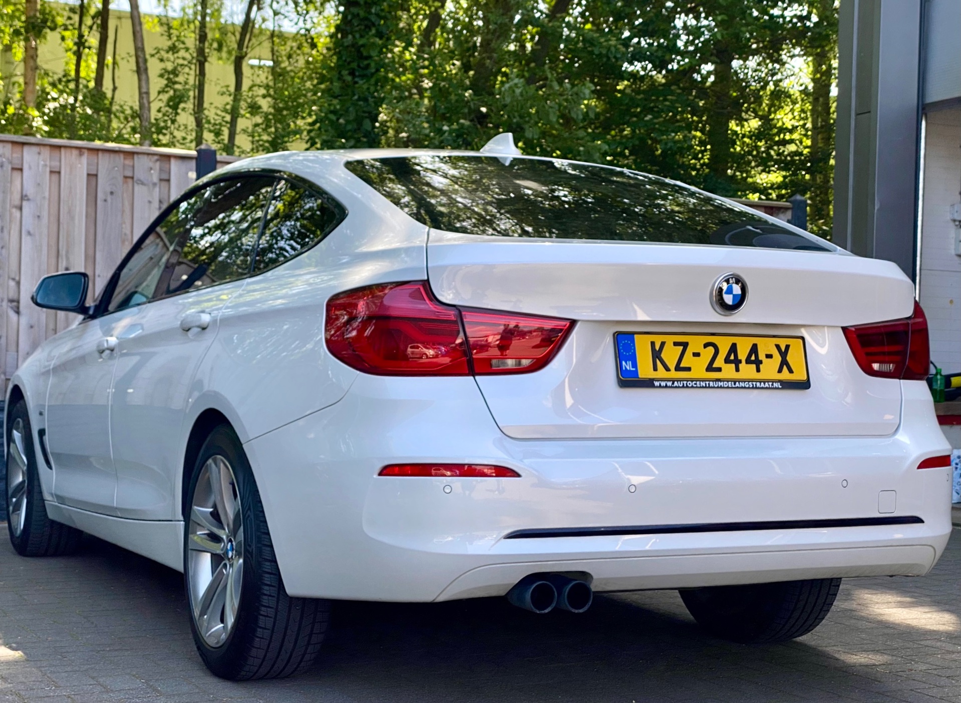 Foto van BMW 320i