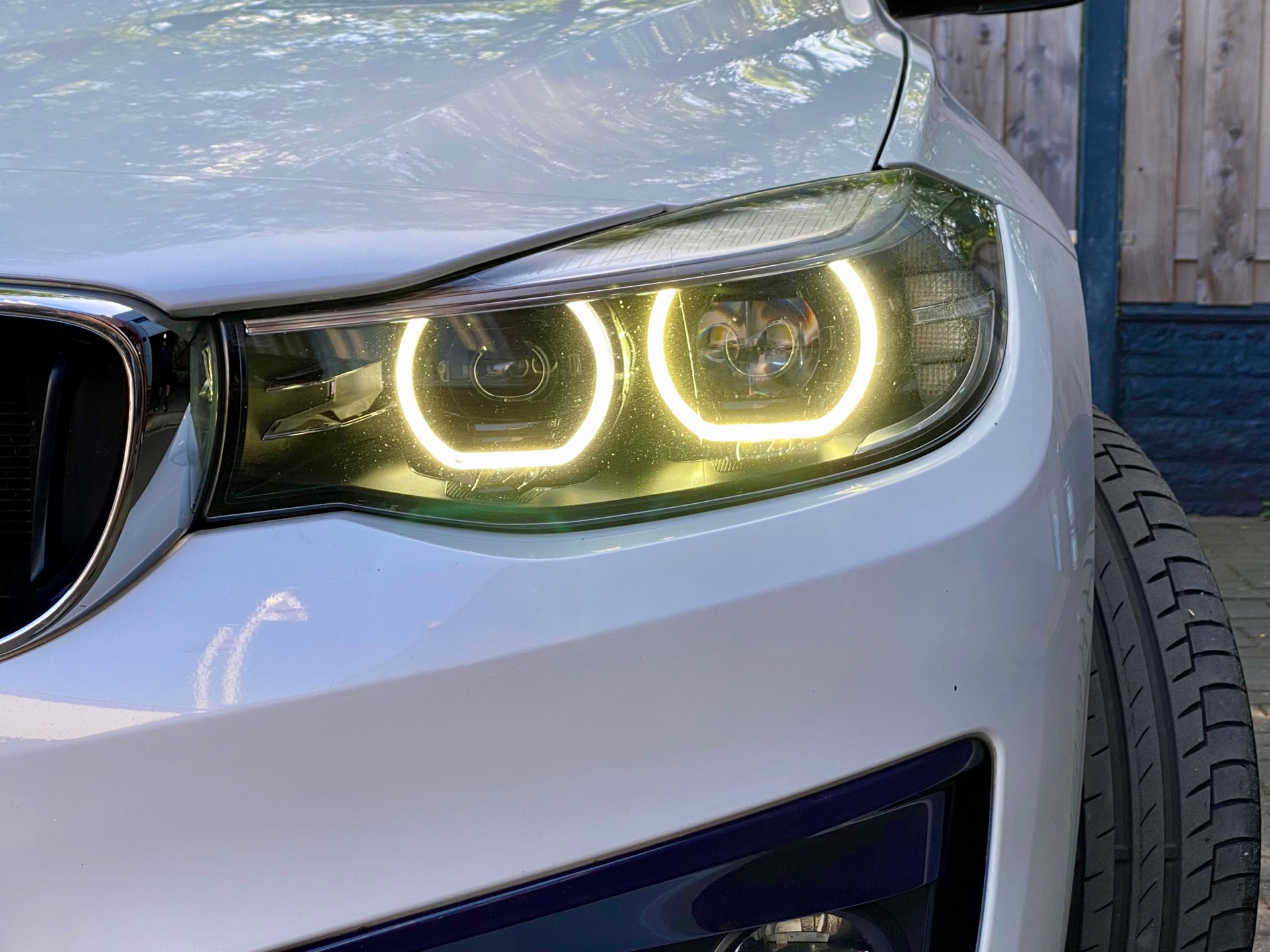 Foto van BMW 320i