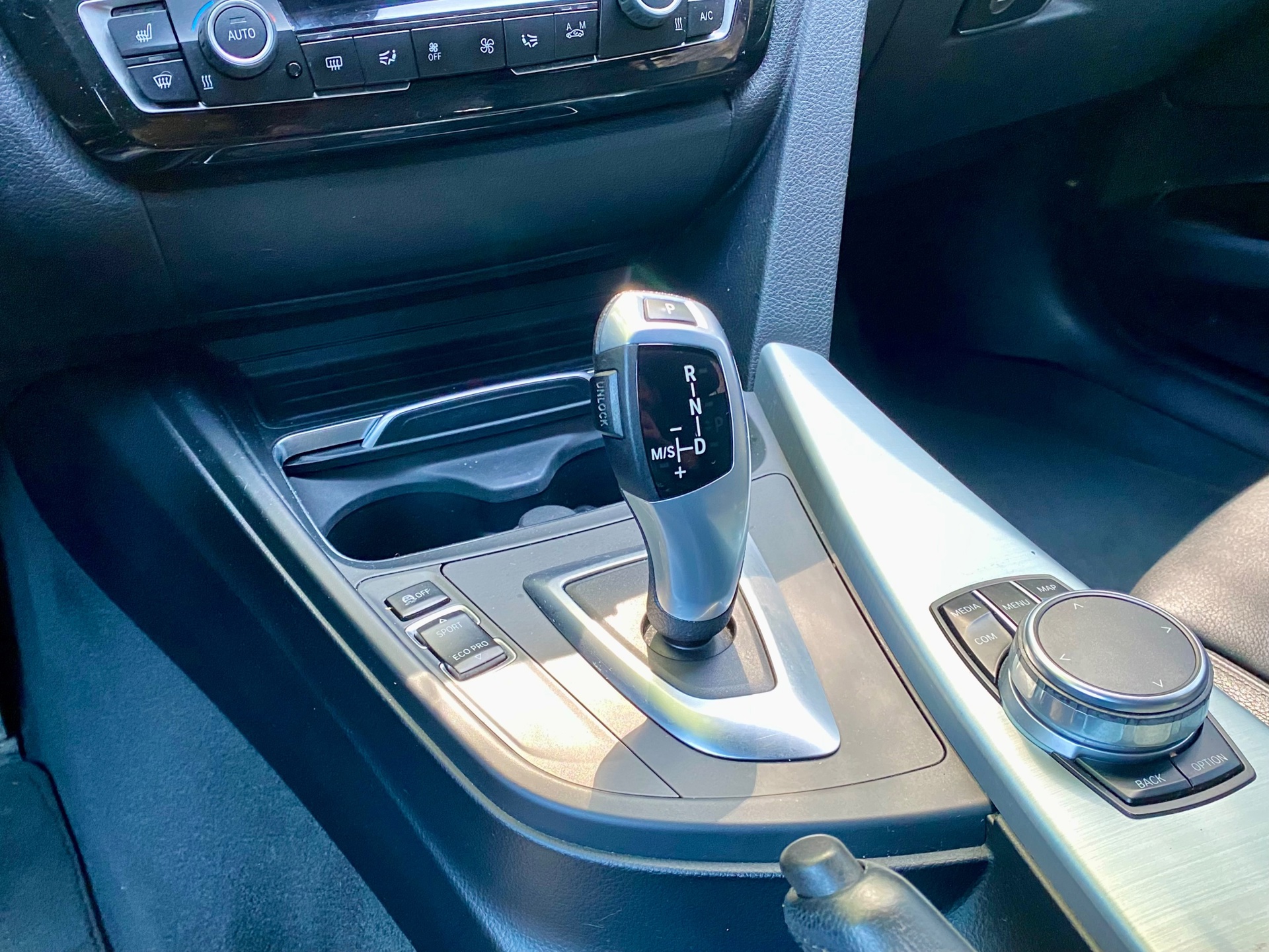 Foto van BMW 320i