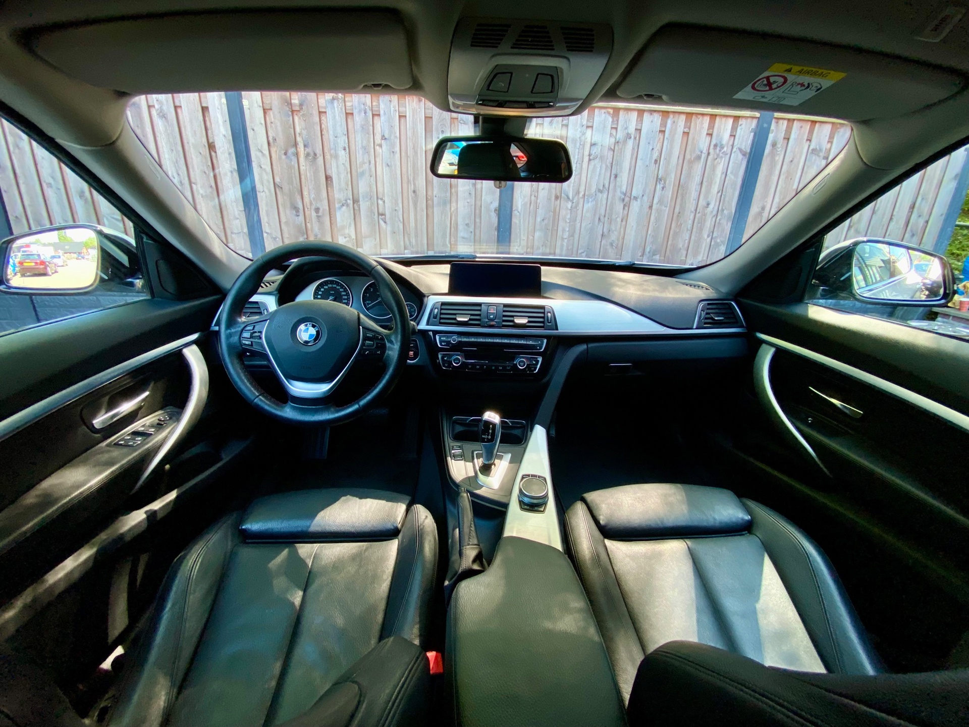 Foto van BMW 320i