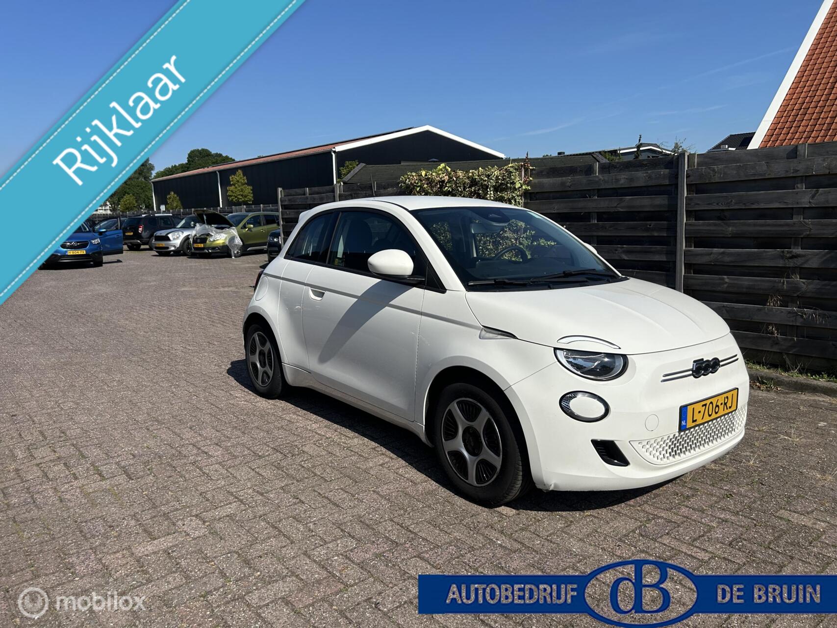Fiat 500 3+1 Icon 42 kWh 2021 - voorkant