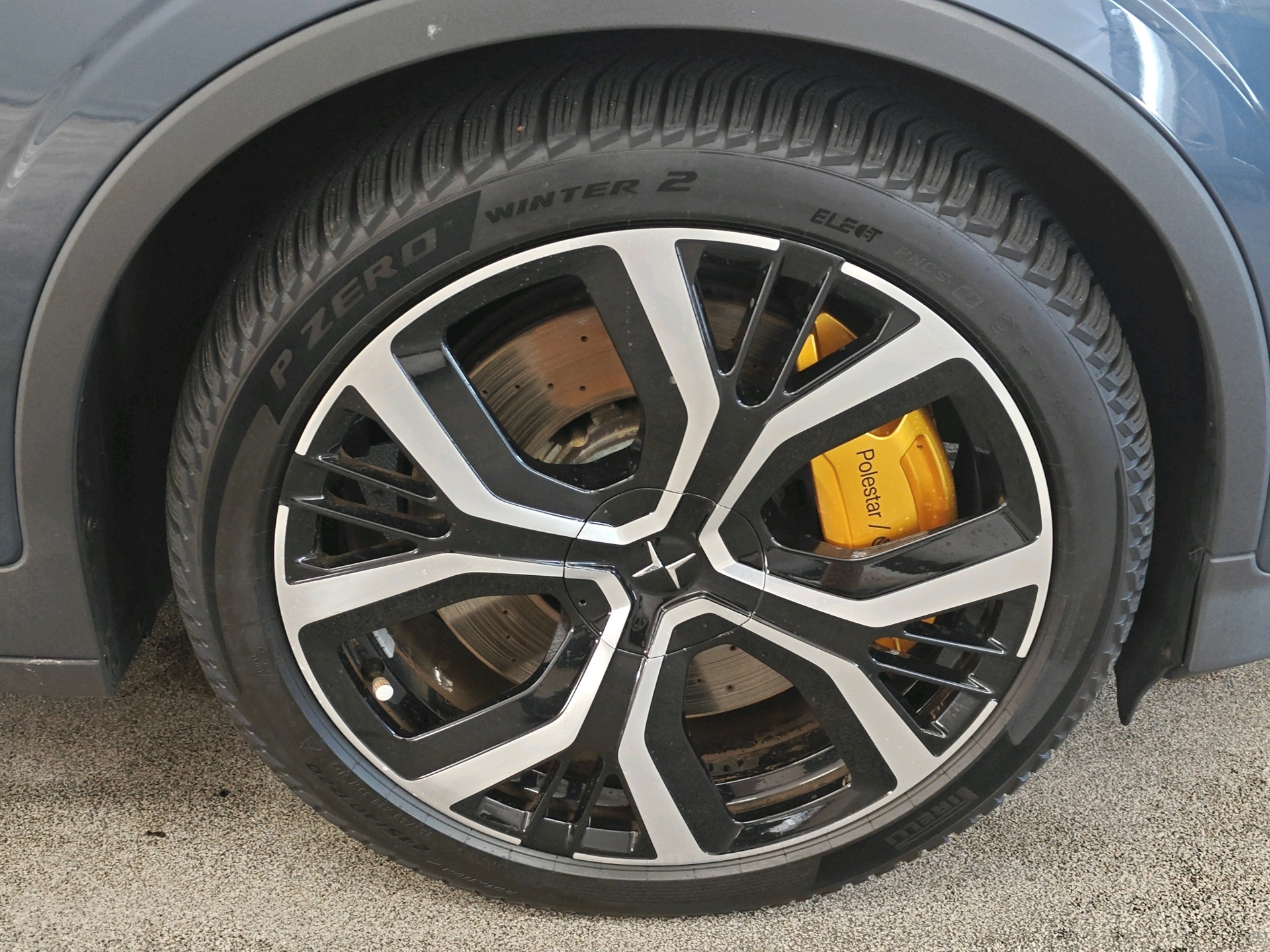 Foto van Polestar Polestar 2