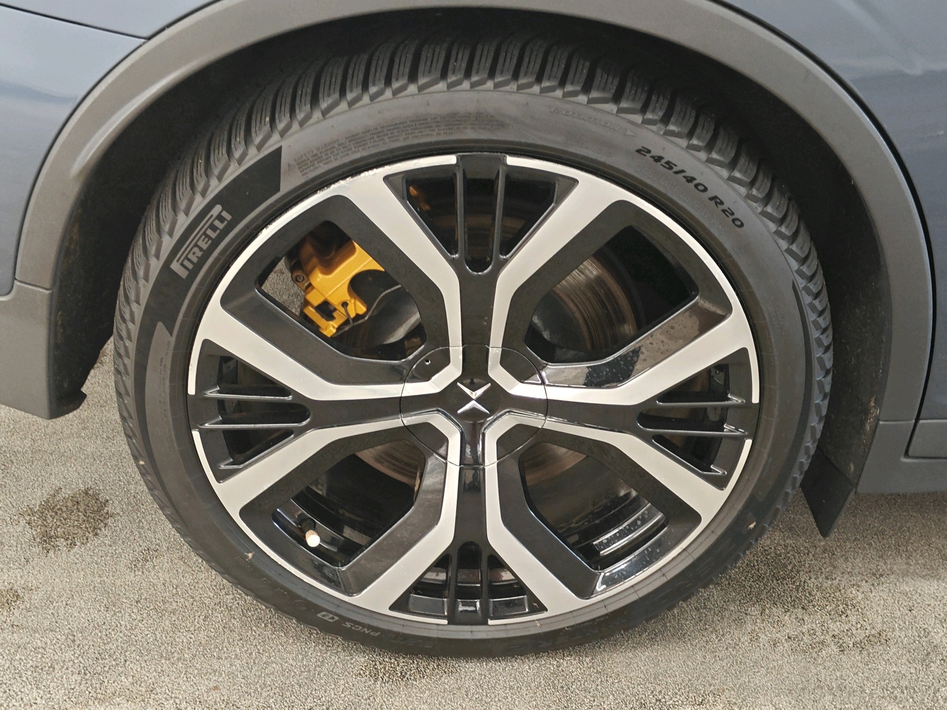 Foto van Polestar Polestar 2