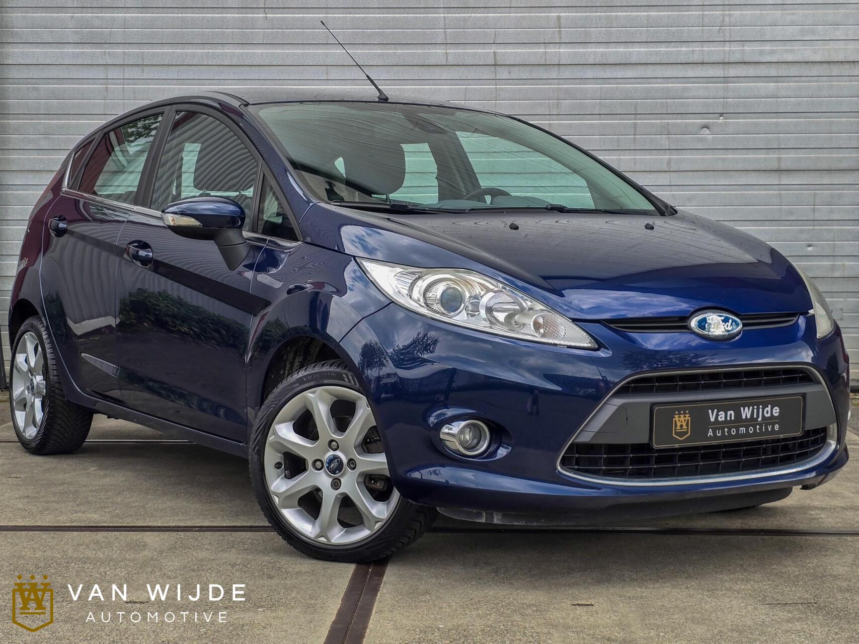 Ford Fiesta 1.25 TITANIUM|AIRCO|CRUISE|PDC|16''LMV 2010 - voorkant