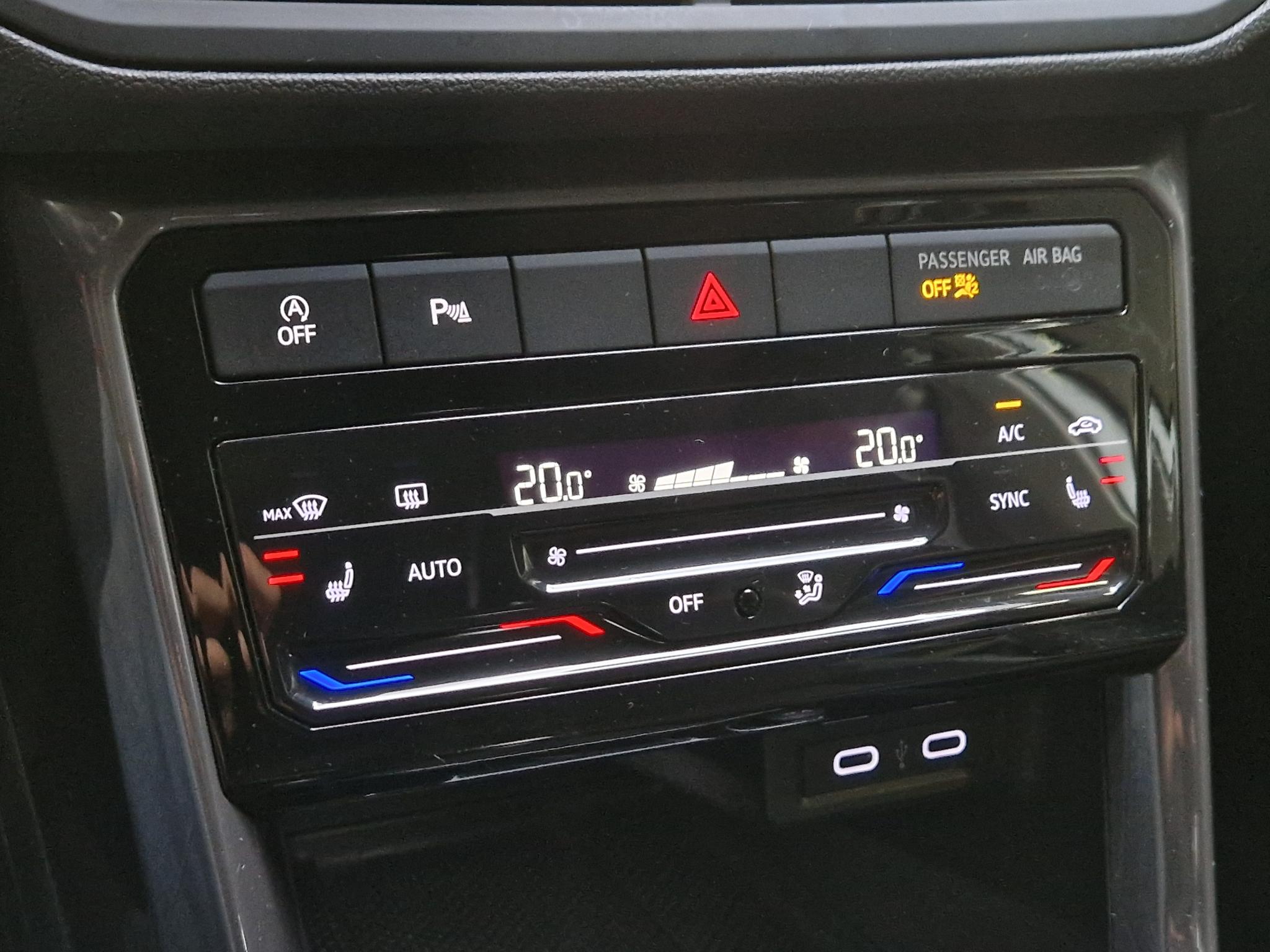Foto van Volkswagen T-cross