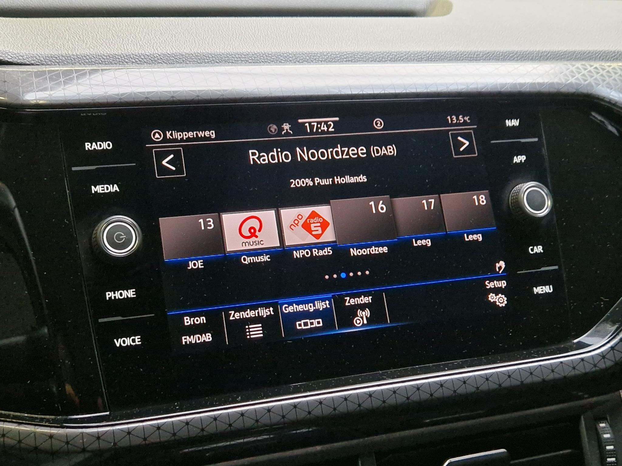 Foto van Volkswagen T-cross