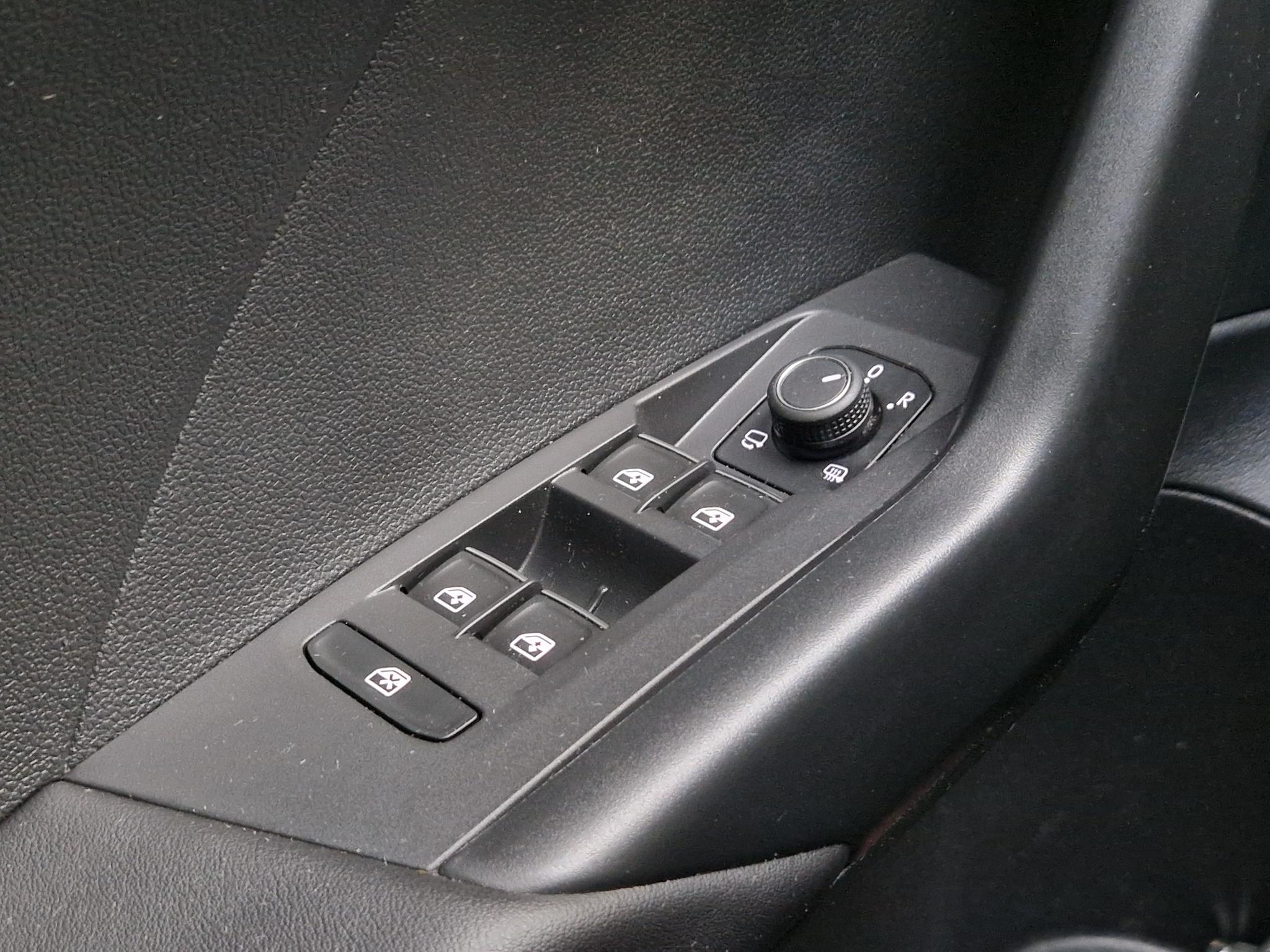 Foto van Volkswagen T-cross