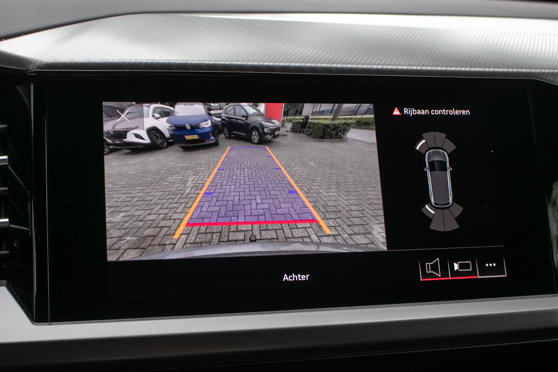 Foto van Audi Q4 40 E-tron
