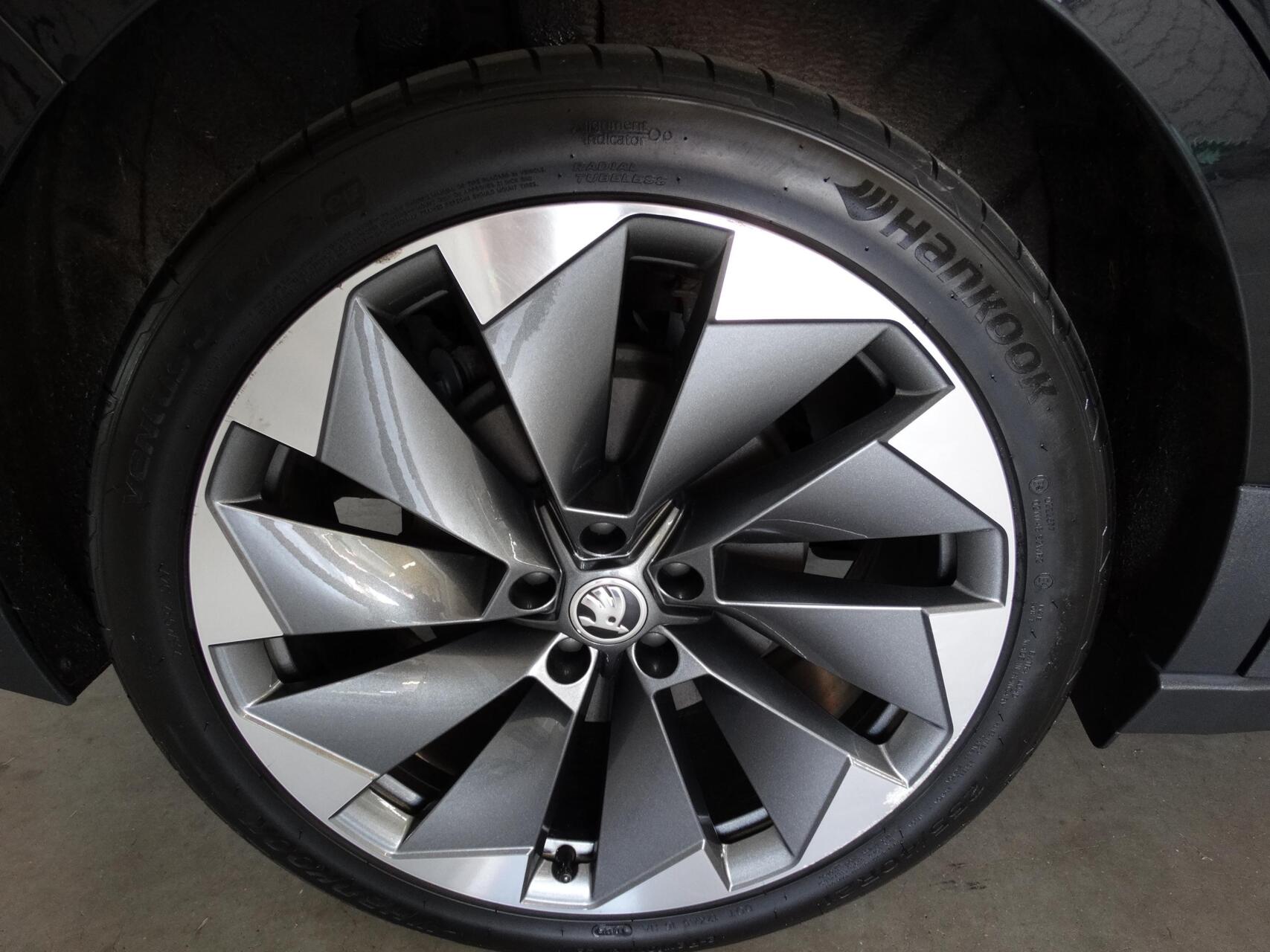 Foto van Skoda Enyaq 80