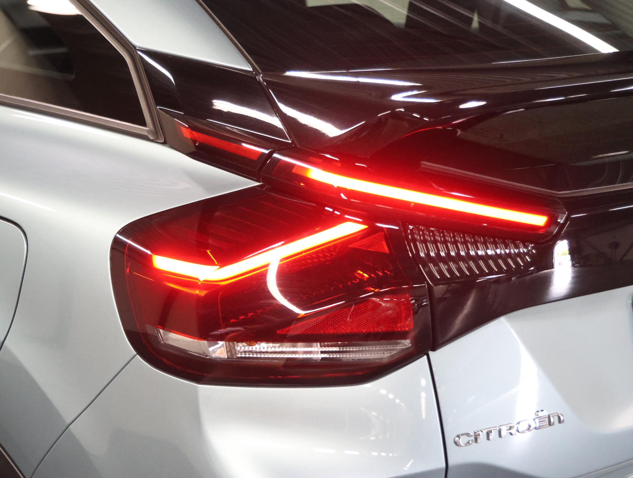 Foto van Citroen E-c4