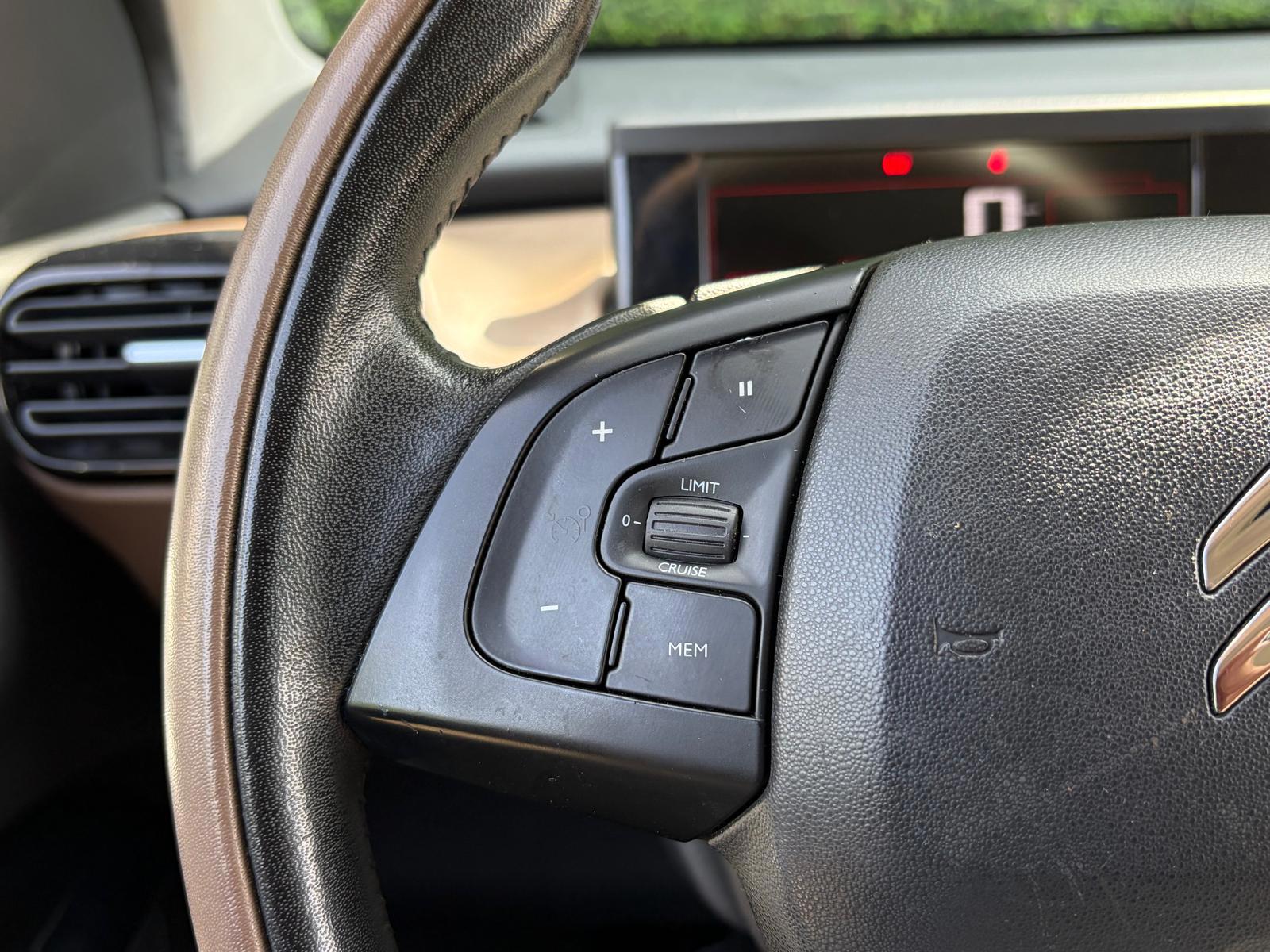 Foto van Citroen C4 Cactus