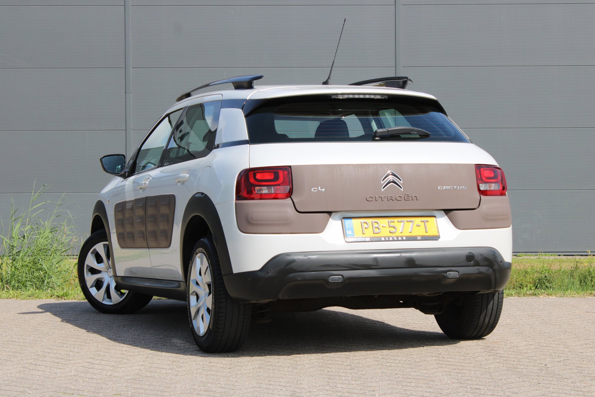Foto van Citroen C4 Cactus