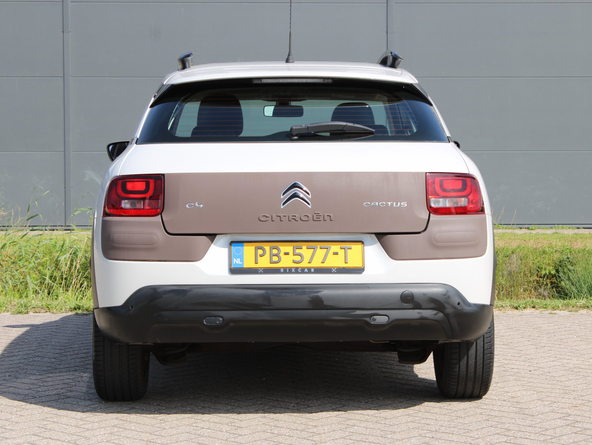 Foto van Citroen C4 Cactus