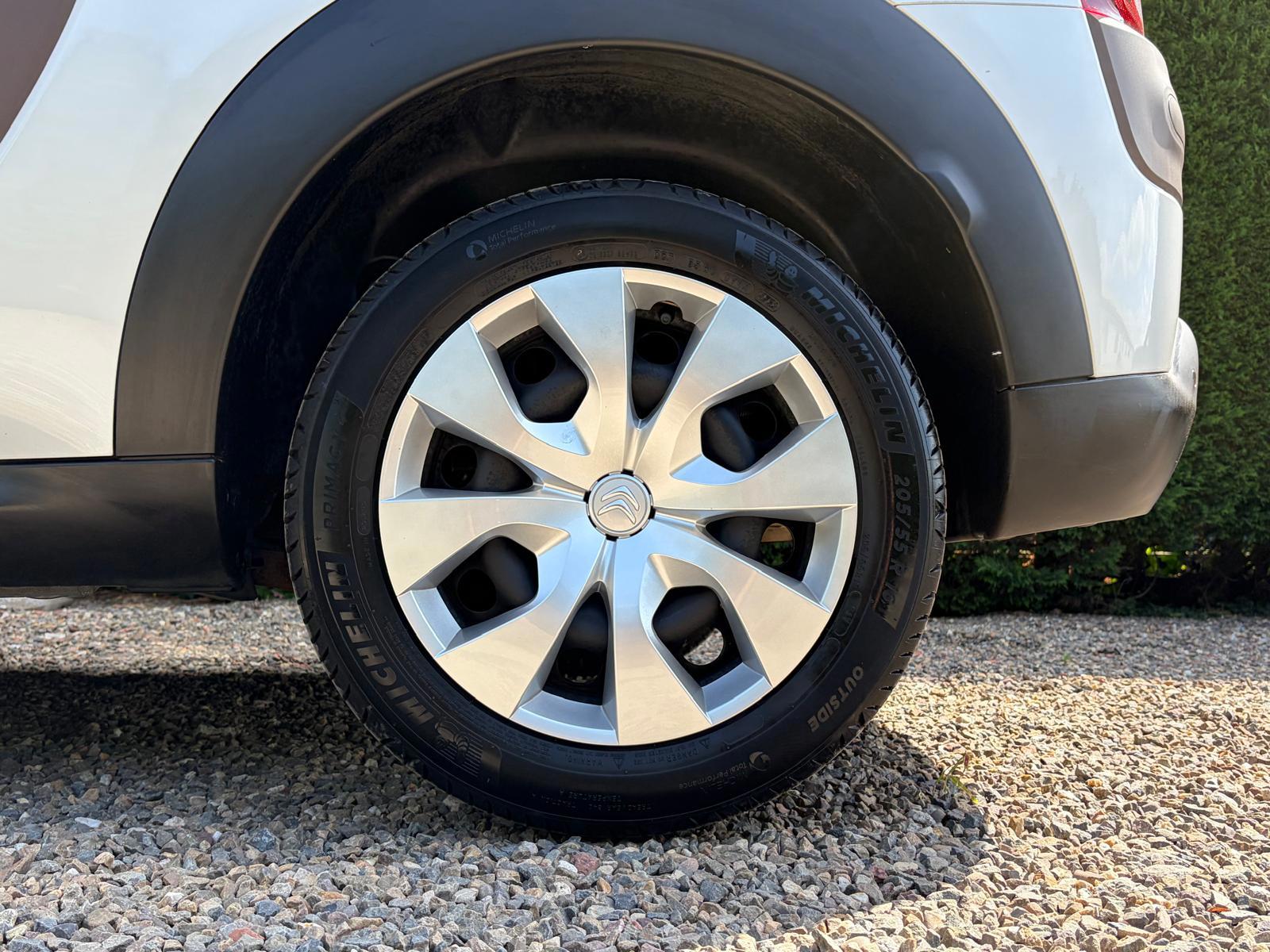 Foto van Citroen C4 Cactus