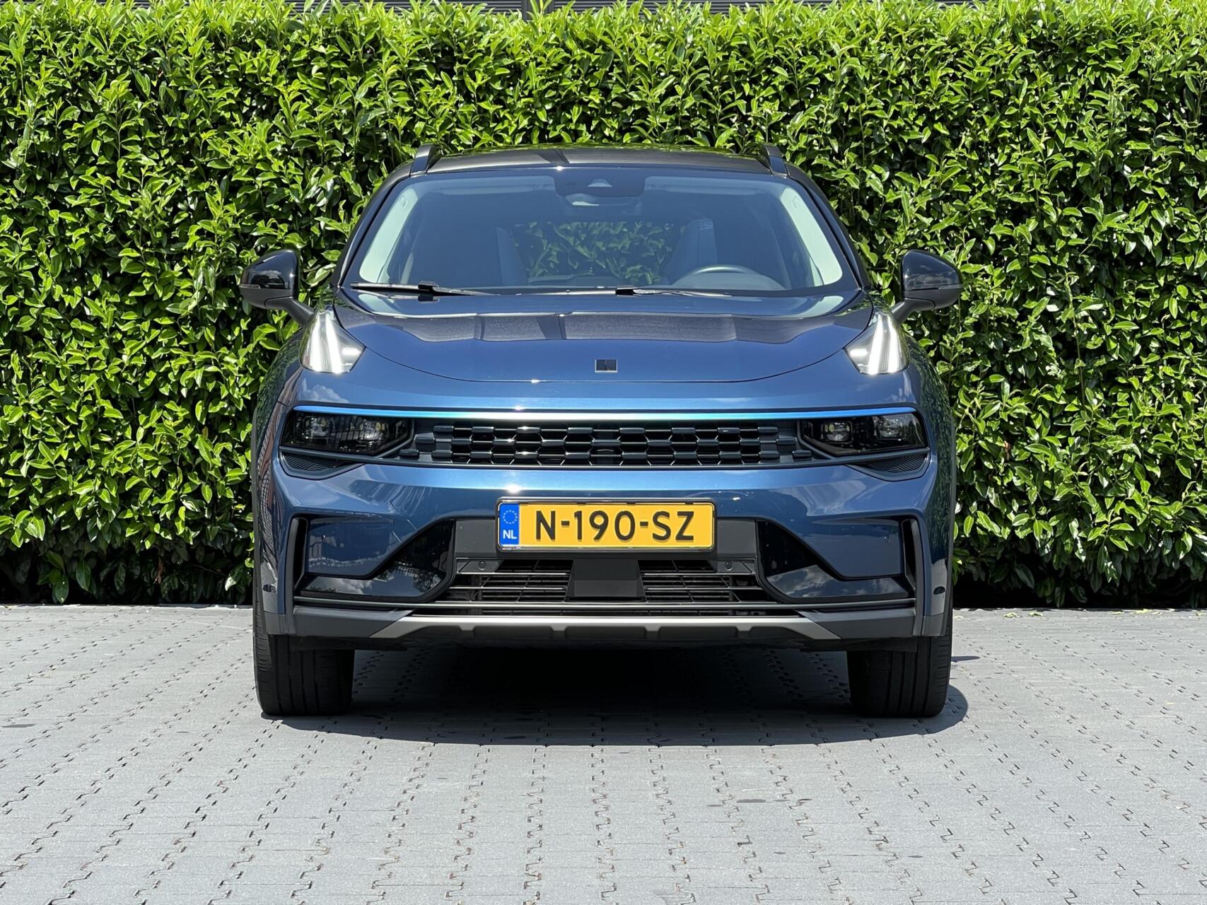 Foto van Lynk&co LYNK & Co 01