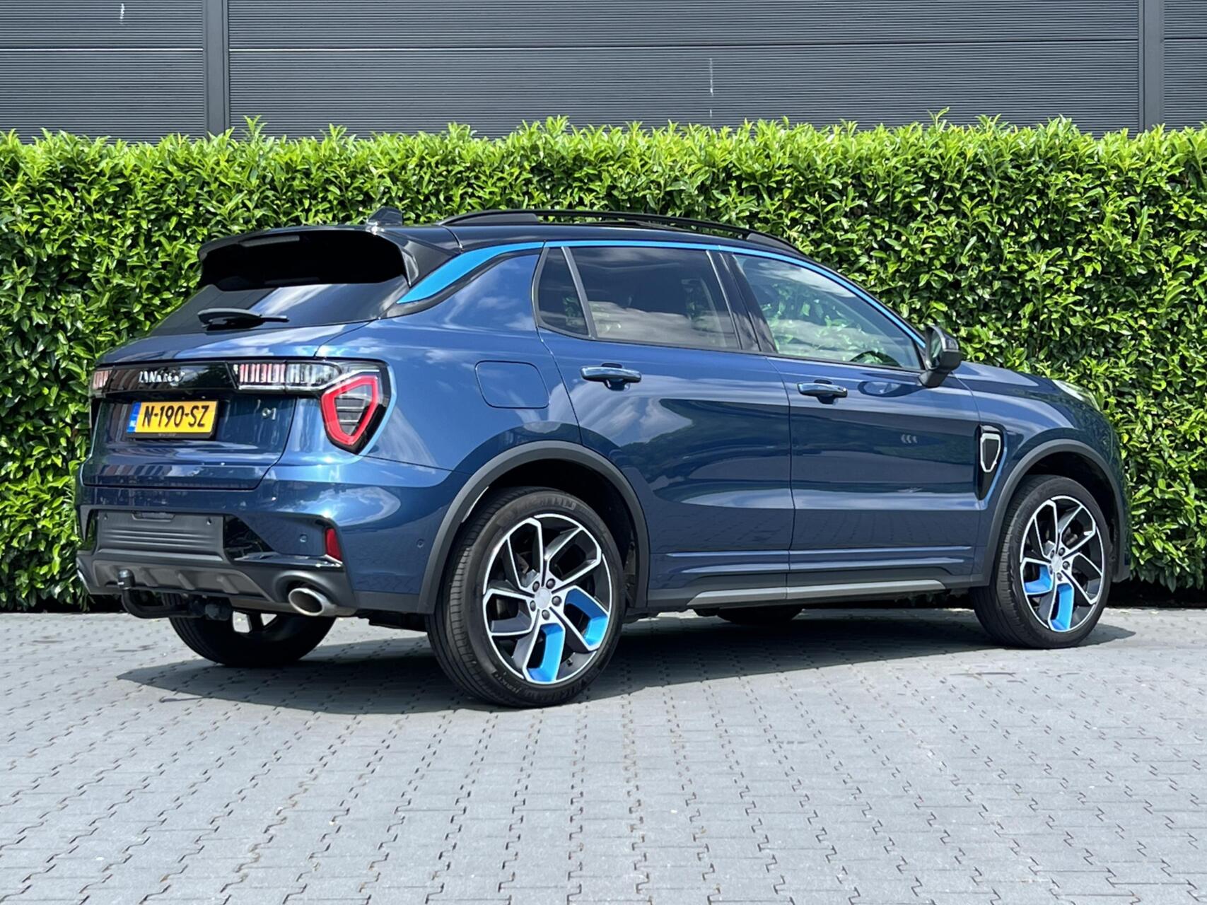 Foto van Lynk&co LYNK & Co 01
