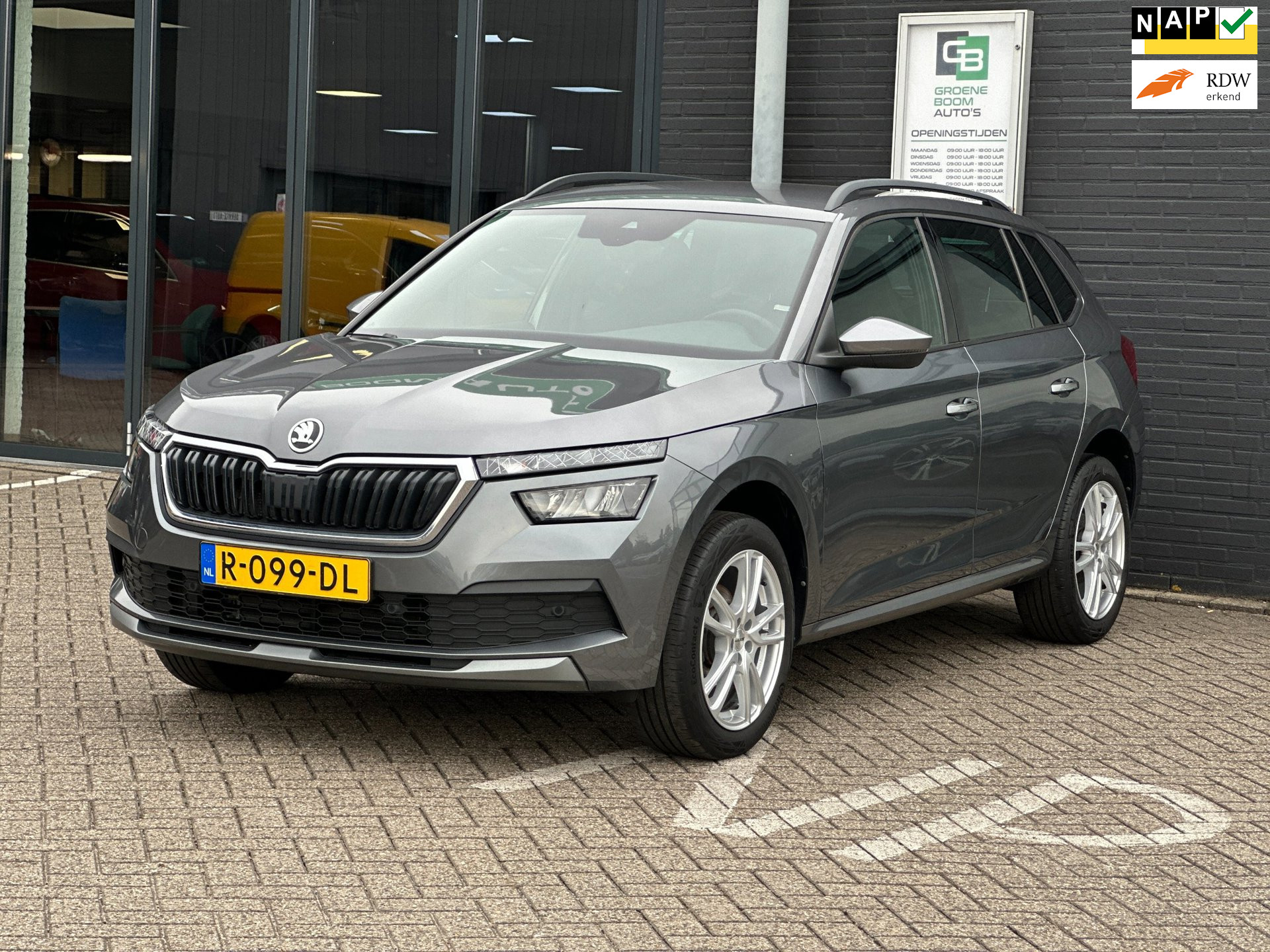 Skoda Kamiq 1.0 TSI Sport Business/1STE EIG/APP-CONNECT/AUTOMAAT!! 2022 - voorkant