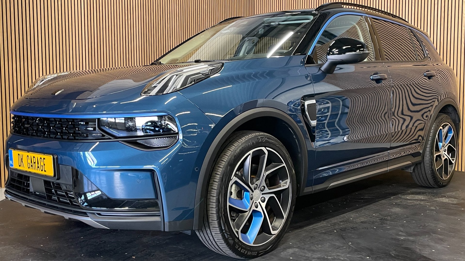 Foto van Lynk&co LYNK & Co 01