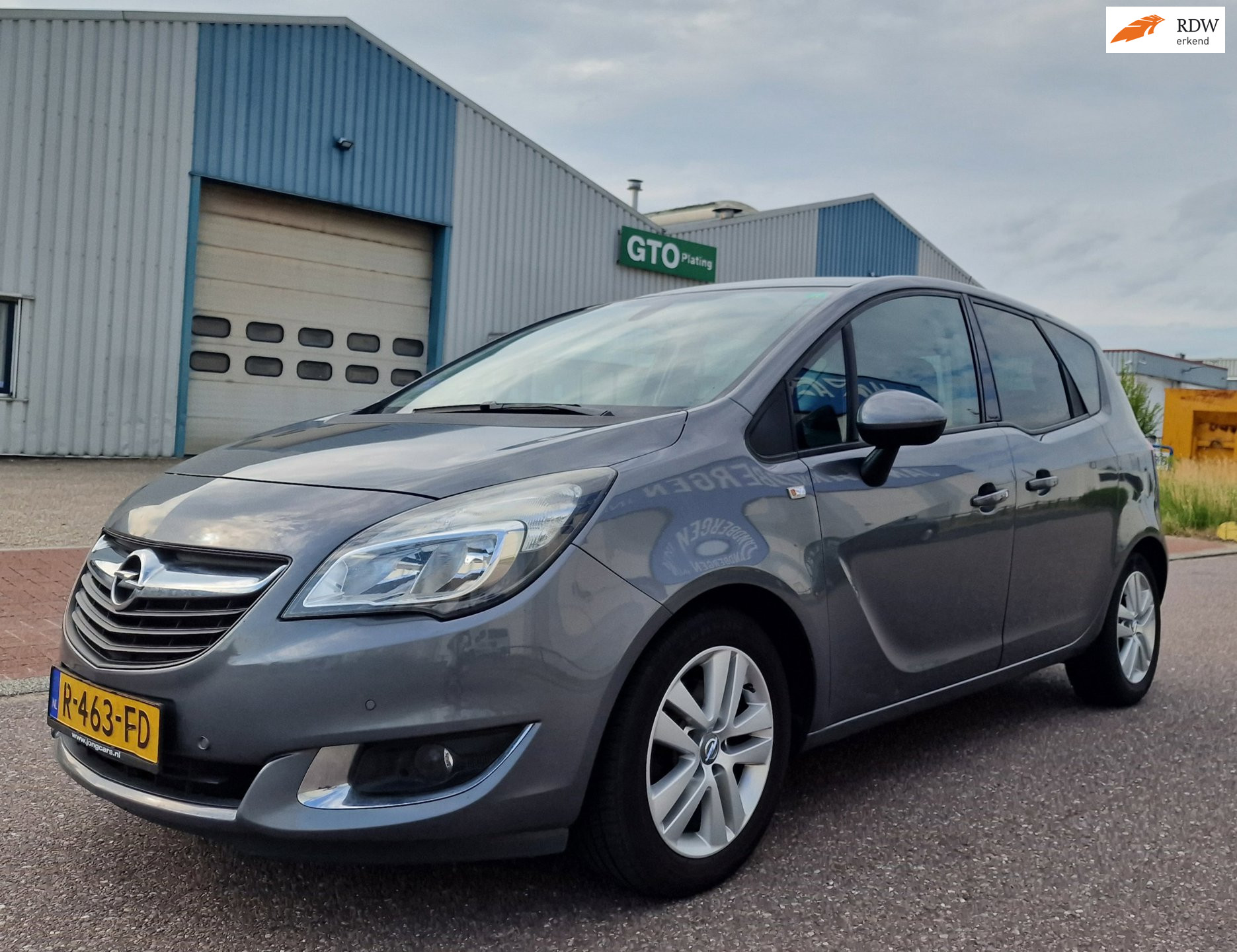 Opel Meriva 1.4 Turbo Cosmo LPG PSENSOR CRUISE TREKHAAK 2 X SLEUTELS 2015 - voorkant