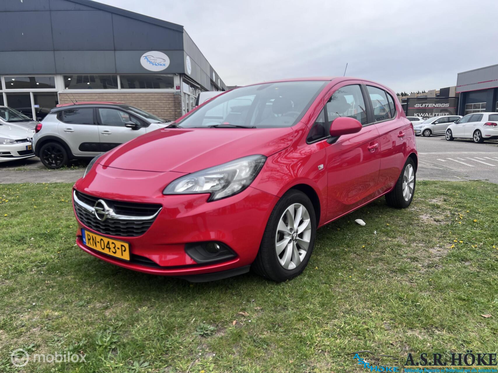 Opel Corsa 1.4 Favourite 2018 - voorkant